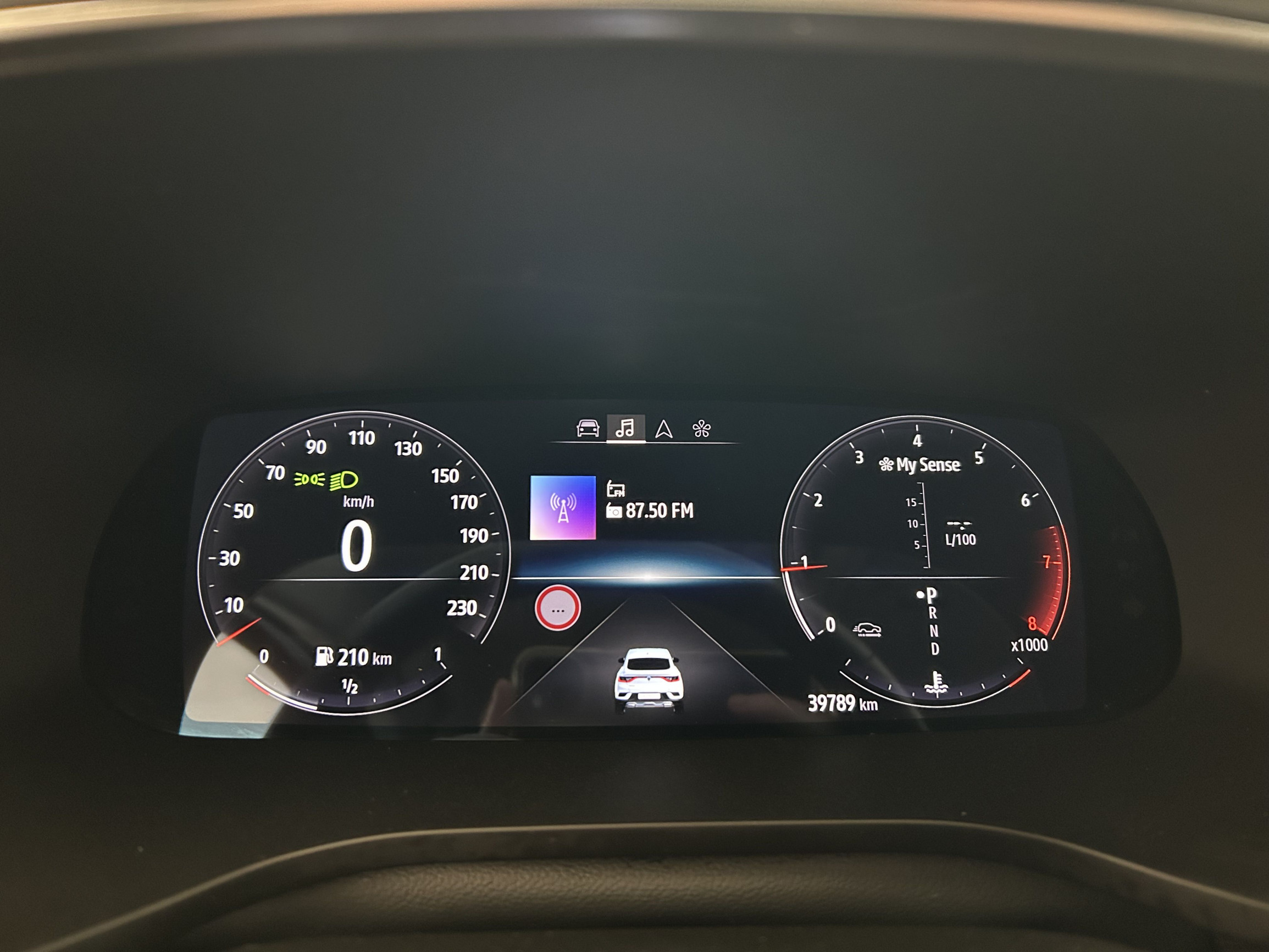 Vente en ligne Renault Arkana  mild hybrid 140 EDC FAP - 22 au prix de 20 470 €