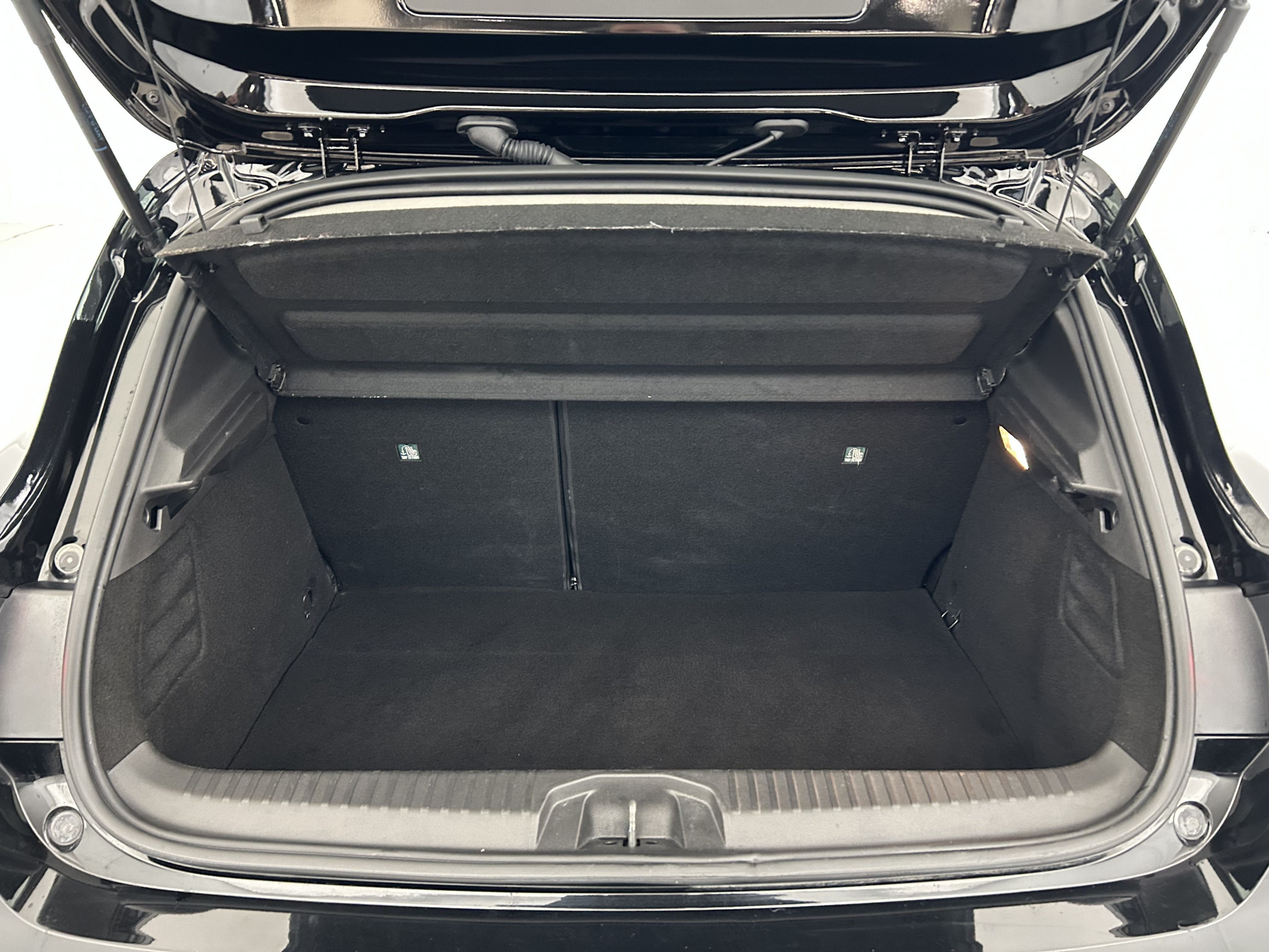 Vente en ligne Renault Clio 5 Clio E-Tech full hybrid 145 ch GSR2 au prix de 21 121 €