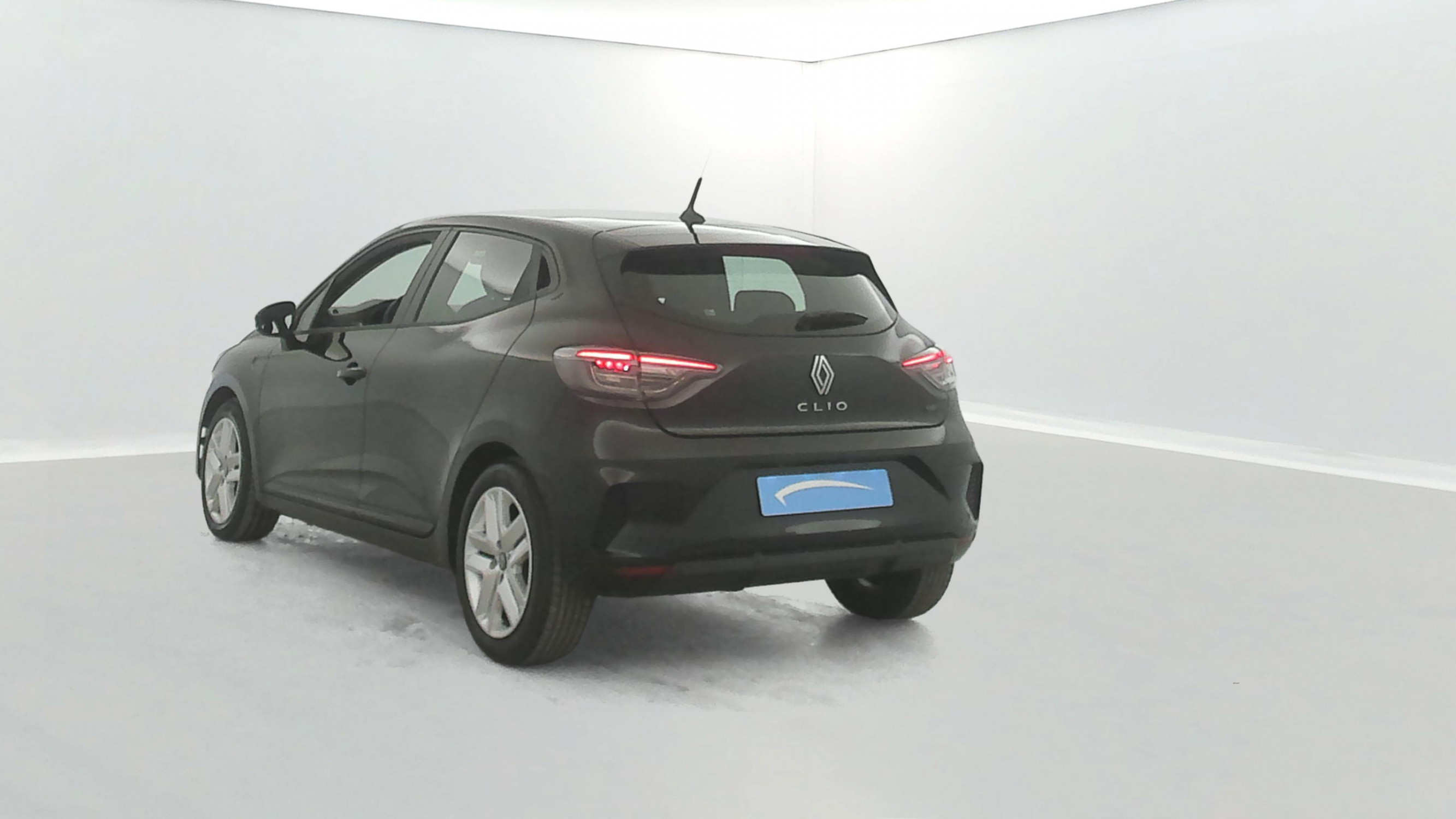 Vente en ligne Renault Clio 5 Clio E-Tech full hybrid 145 ch GSR2 au prix de 21 121 €