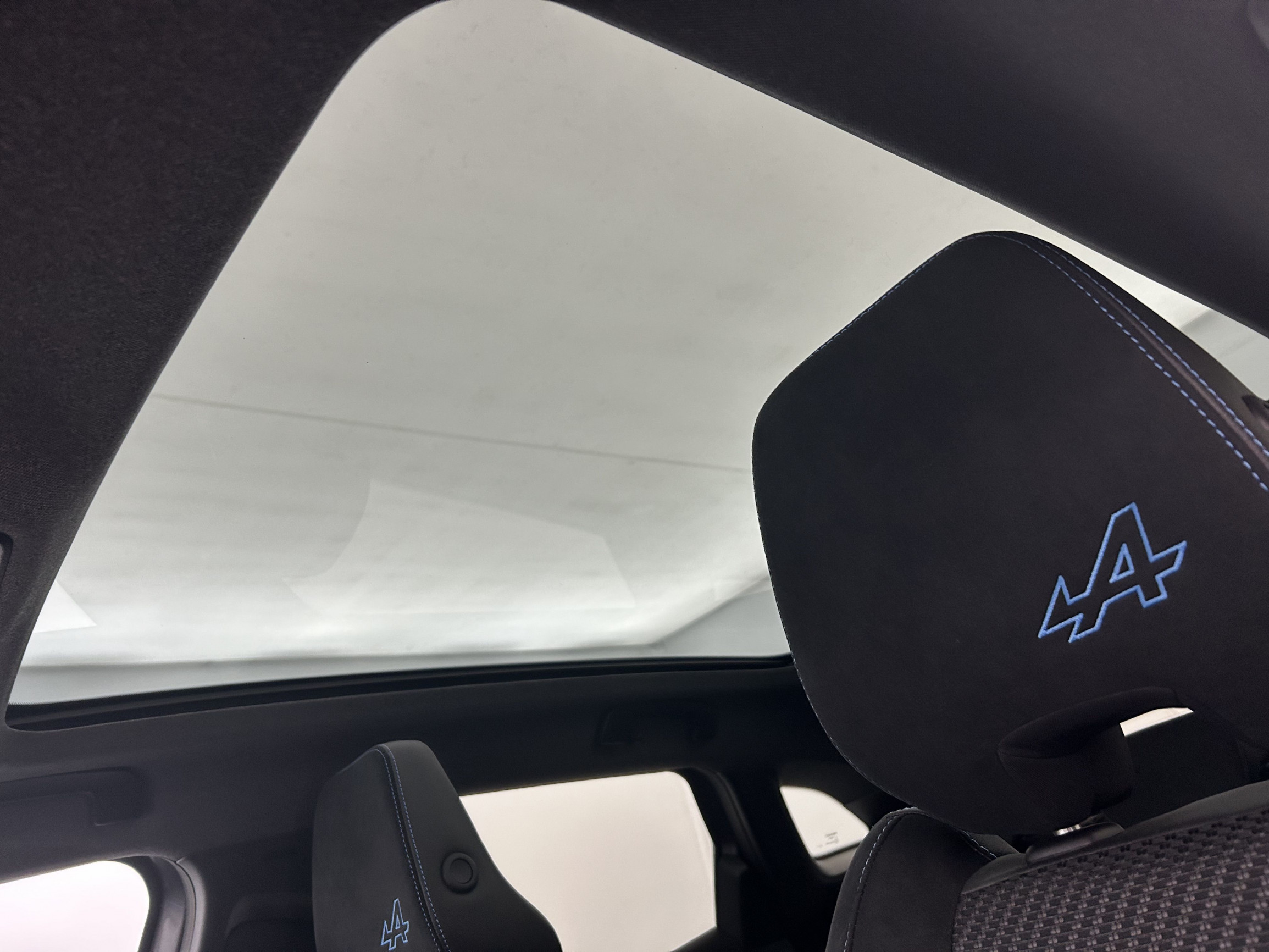 Vente en ligne Renault Austral  E-Tech full hybrid 200 GSR2 au prix de 34 570 €