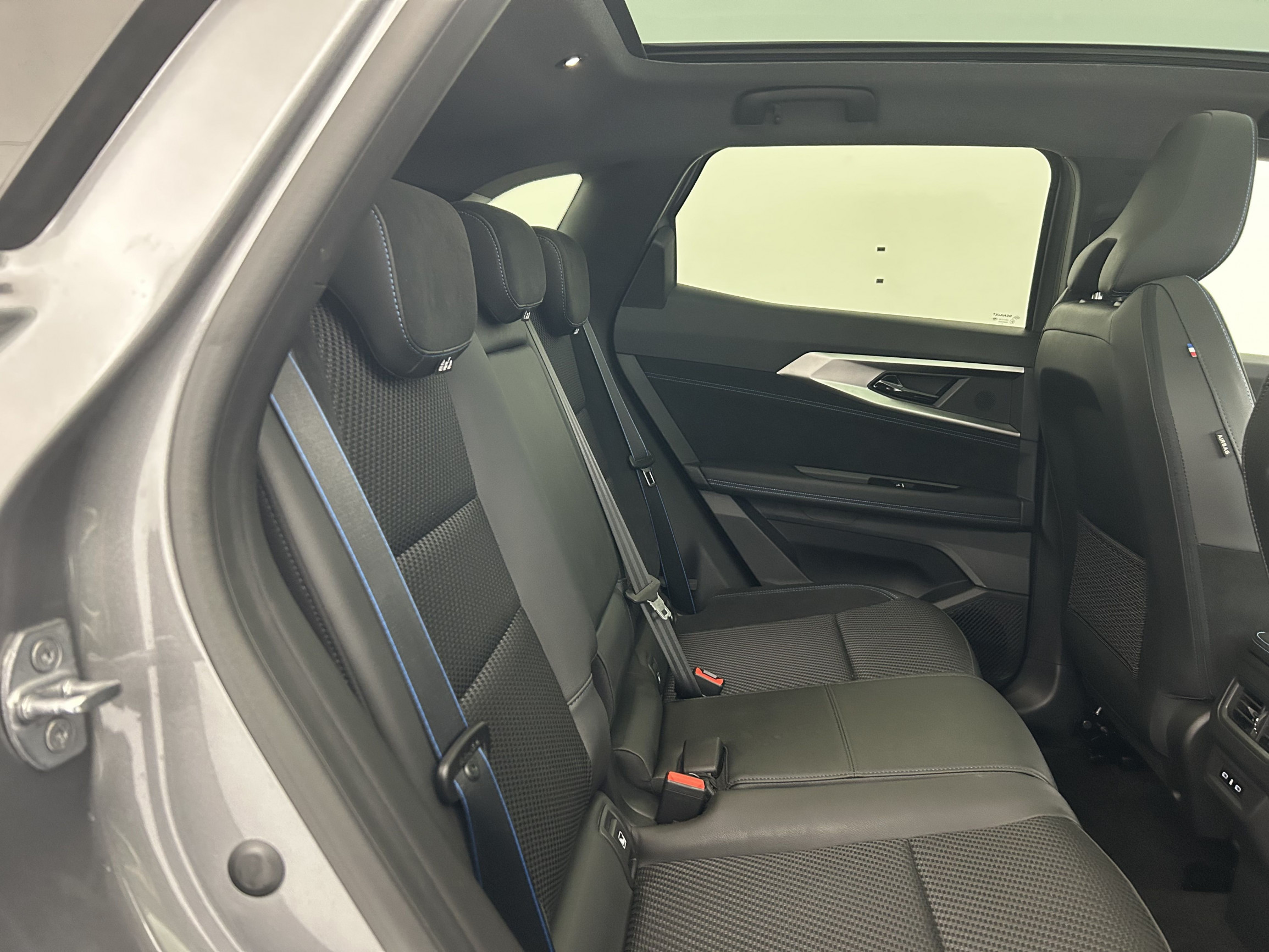 Vente en ligne Renault Austral  E-Tech full hybrid 200 GSR2 au prix de 34 570 €