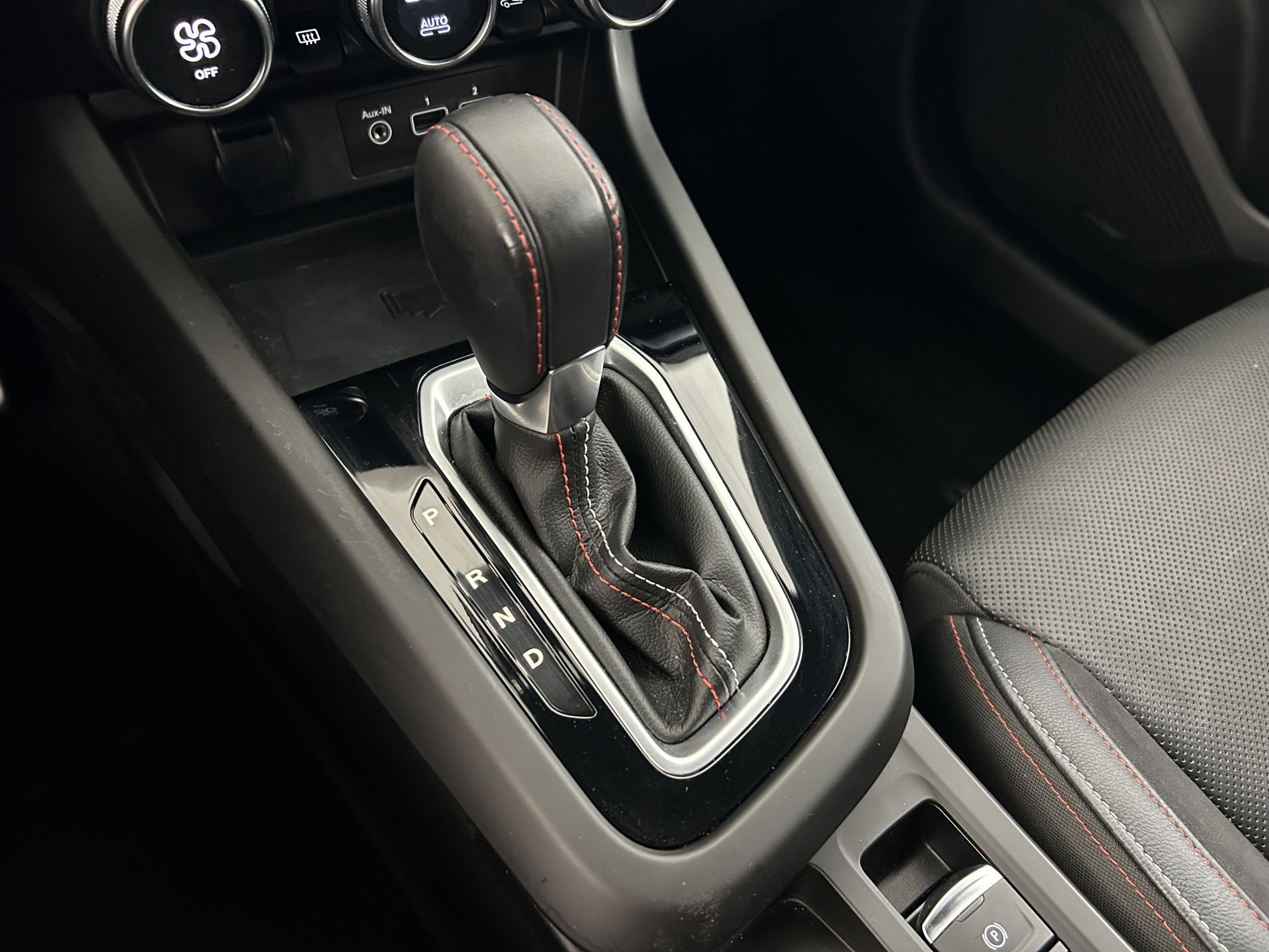 Vente en ligne Renault Arkana  TCe 140 EDC FAP - 21B au prix de 19 390 €