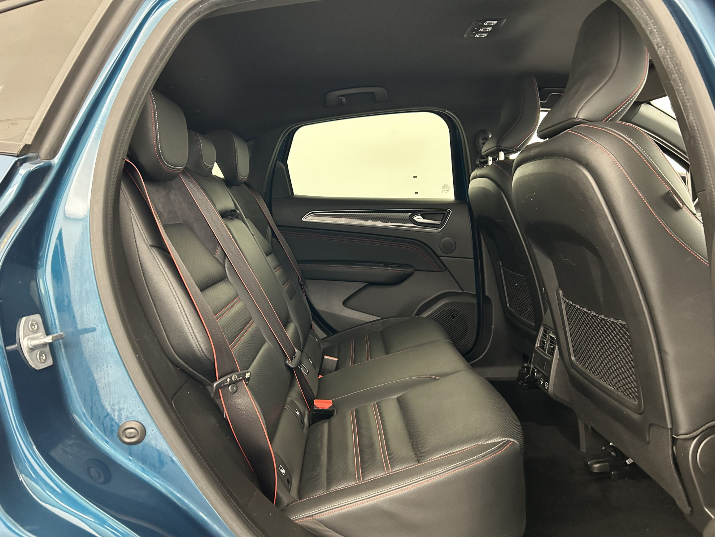 Vente en ligne Renault Arkana  TCe 140 EDC FAP - 21B au prix de 19 390 €