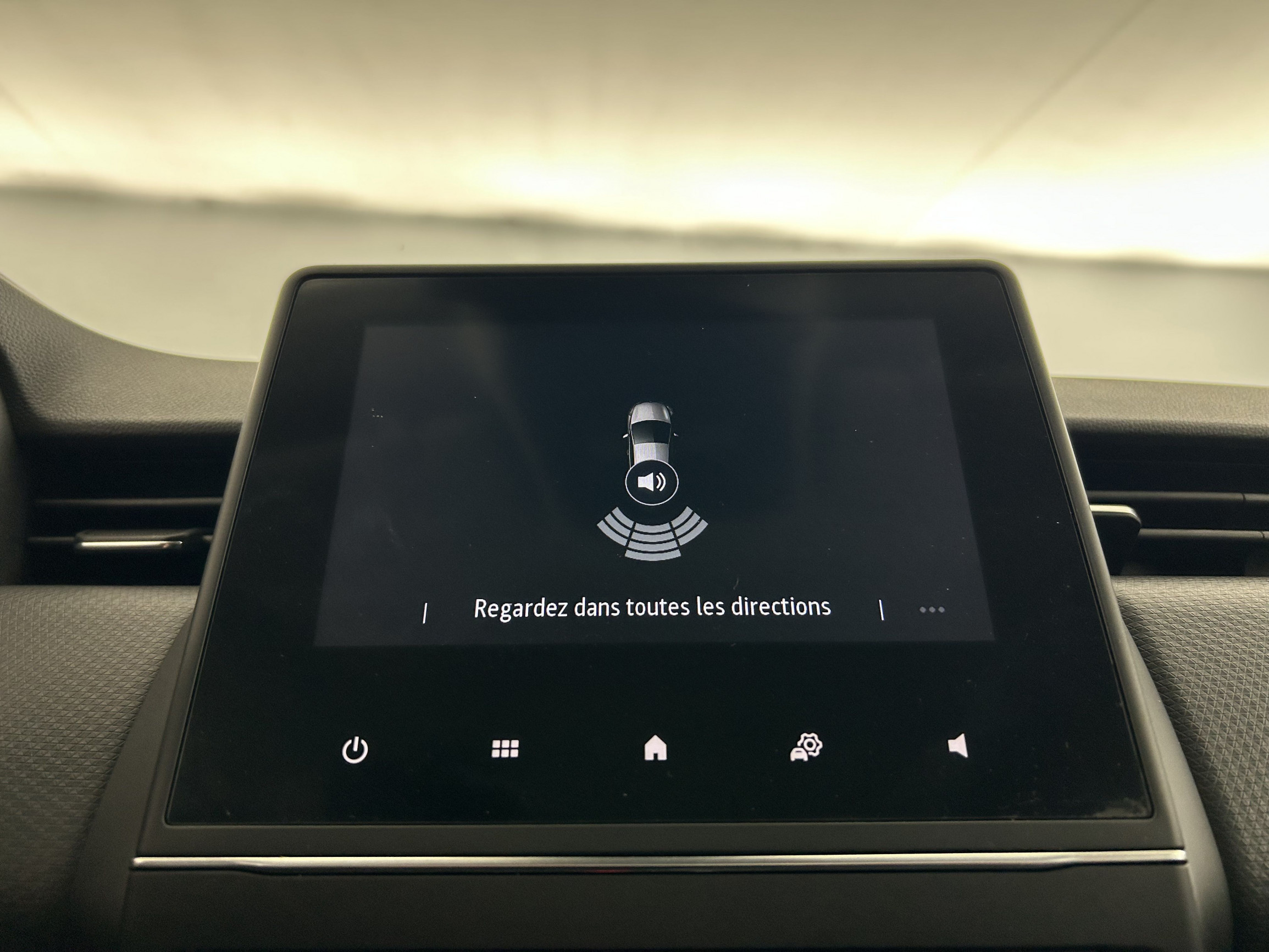 Vente en ligne Renault Clio 5 Clio E-Tech 140 - 21N au prix de 13 890 €