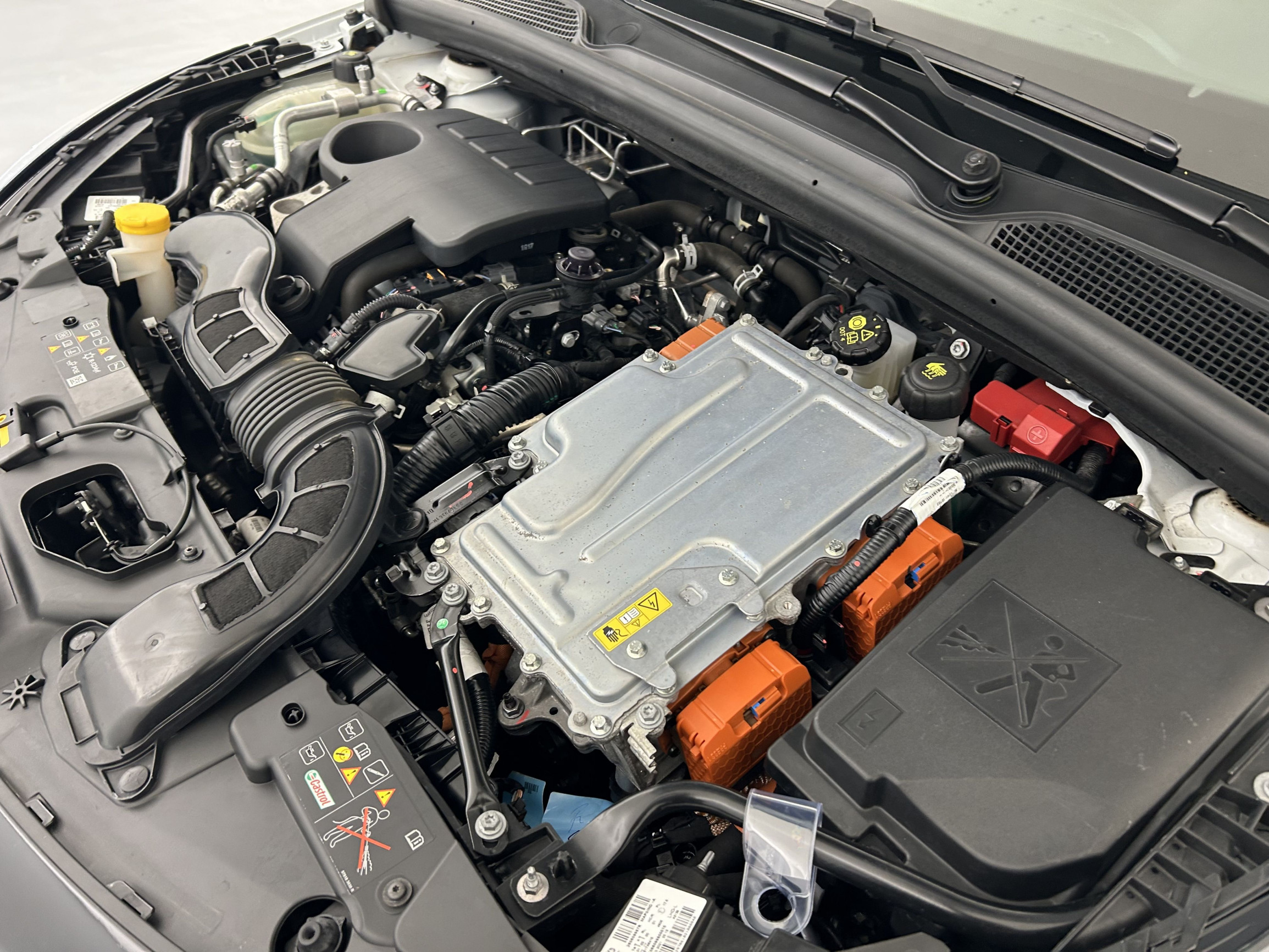 Vente en ligne Renault Clio 5 Clio E-Tech 140 - 21N au prix de 13 890 €