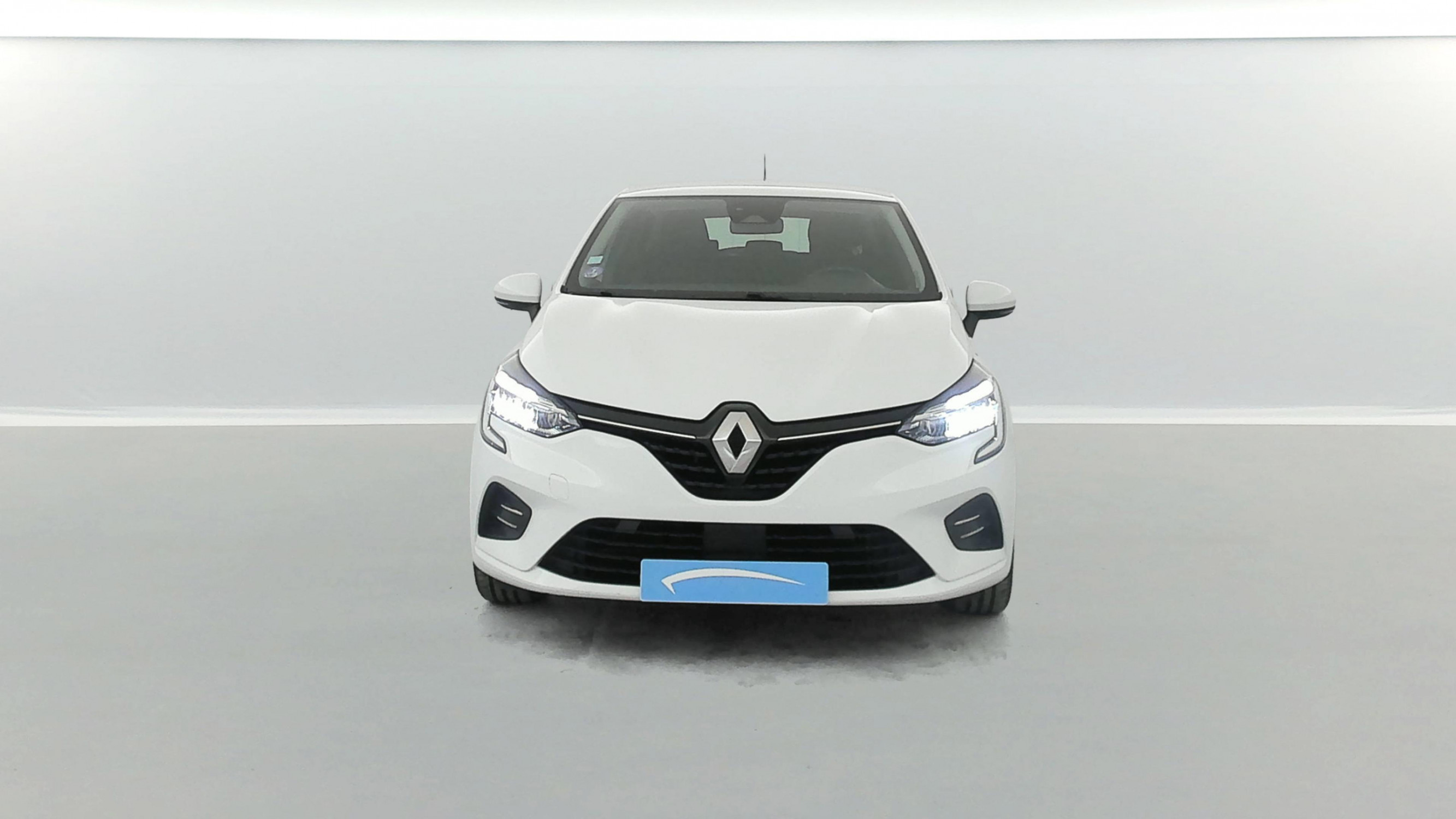 Vente en ligne Renault Clio 5 Clio E-Tech 140 - 21N au prix de 13 890 €