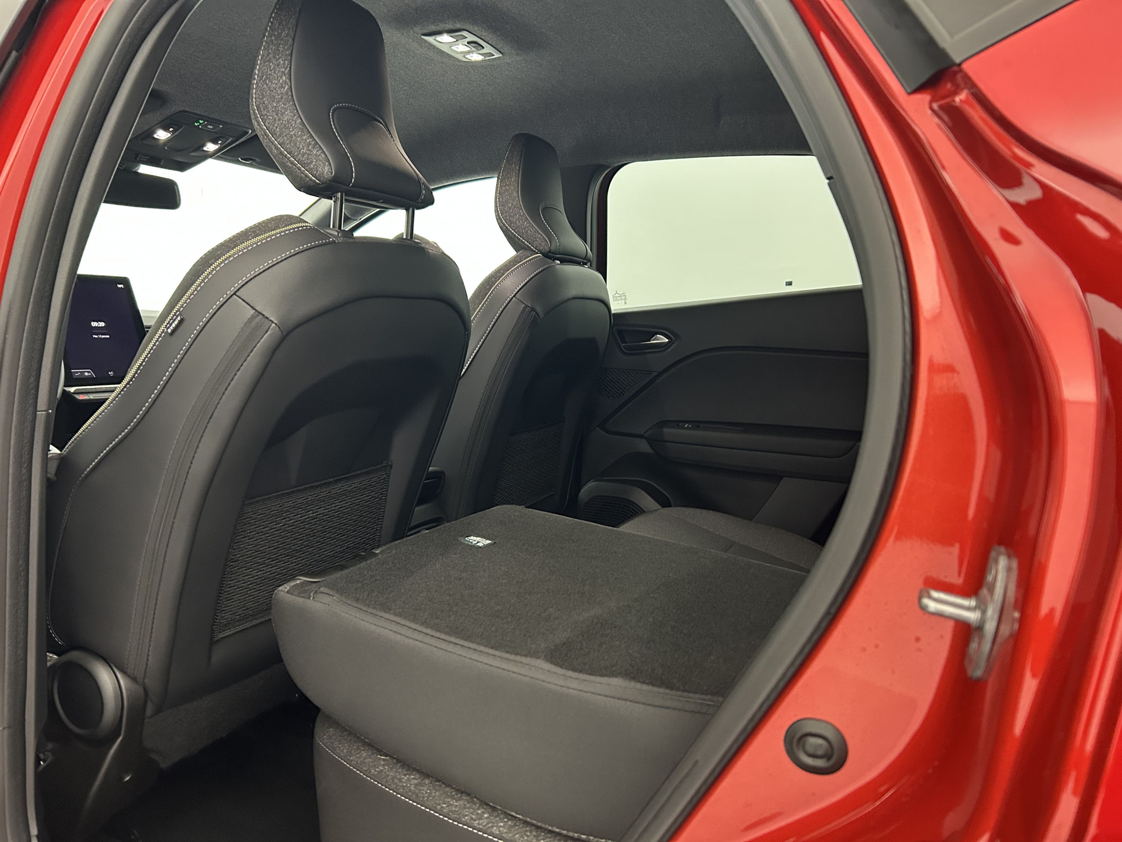 Vente en ligne Renault Captur  E-Tech full hybrid 145 ch au prix de 26 370 €