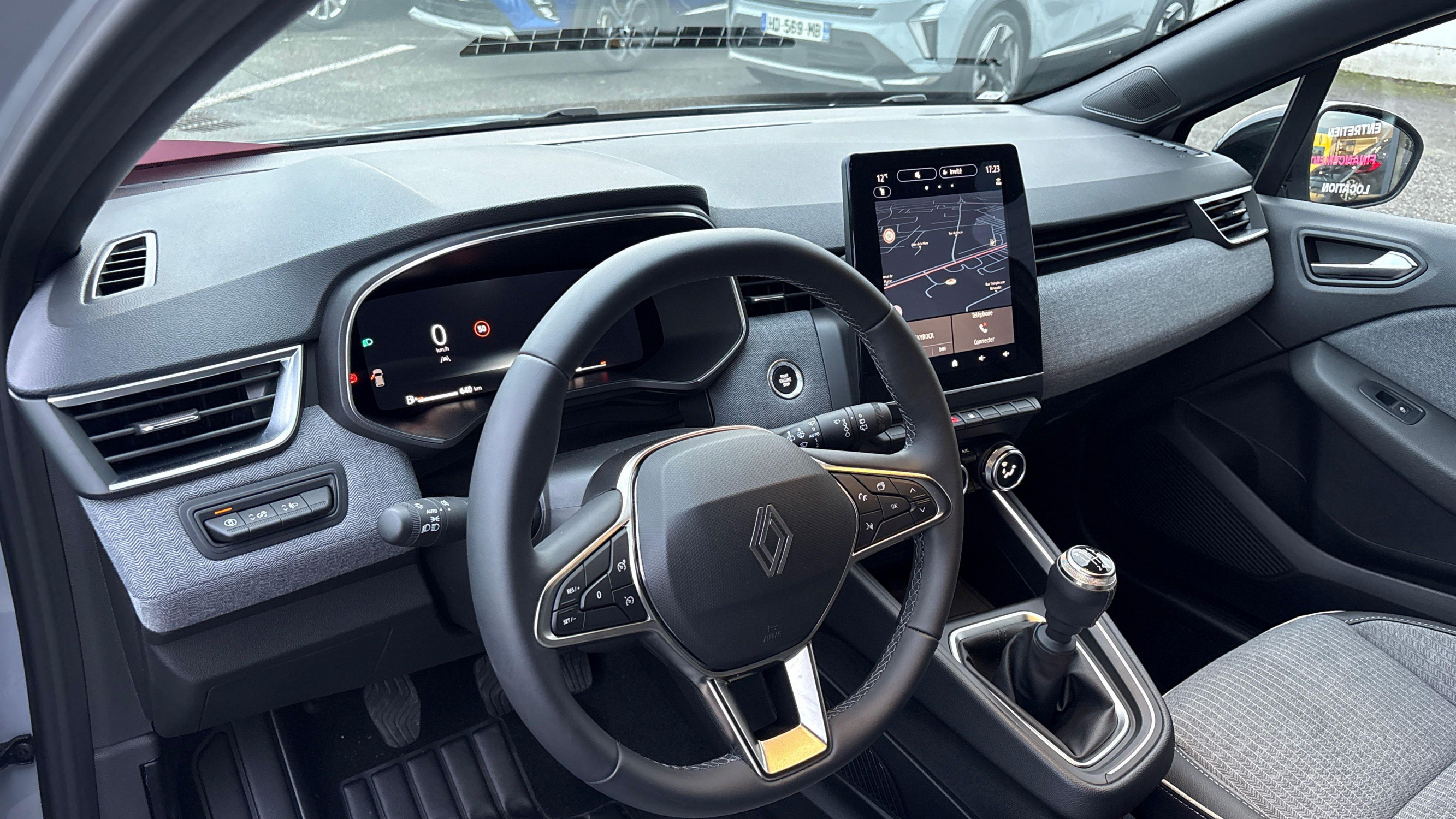 Vente en ligne Renault Clio 5 Clio TCe 90 au prix de 18 990 €