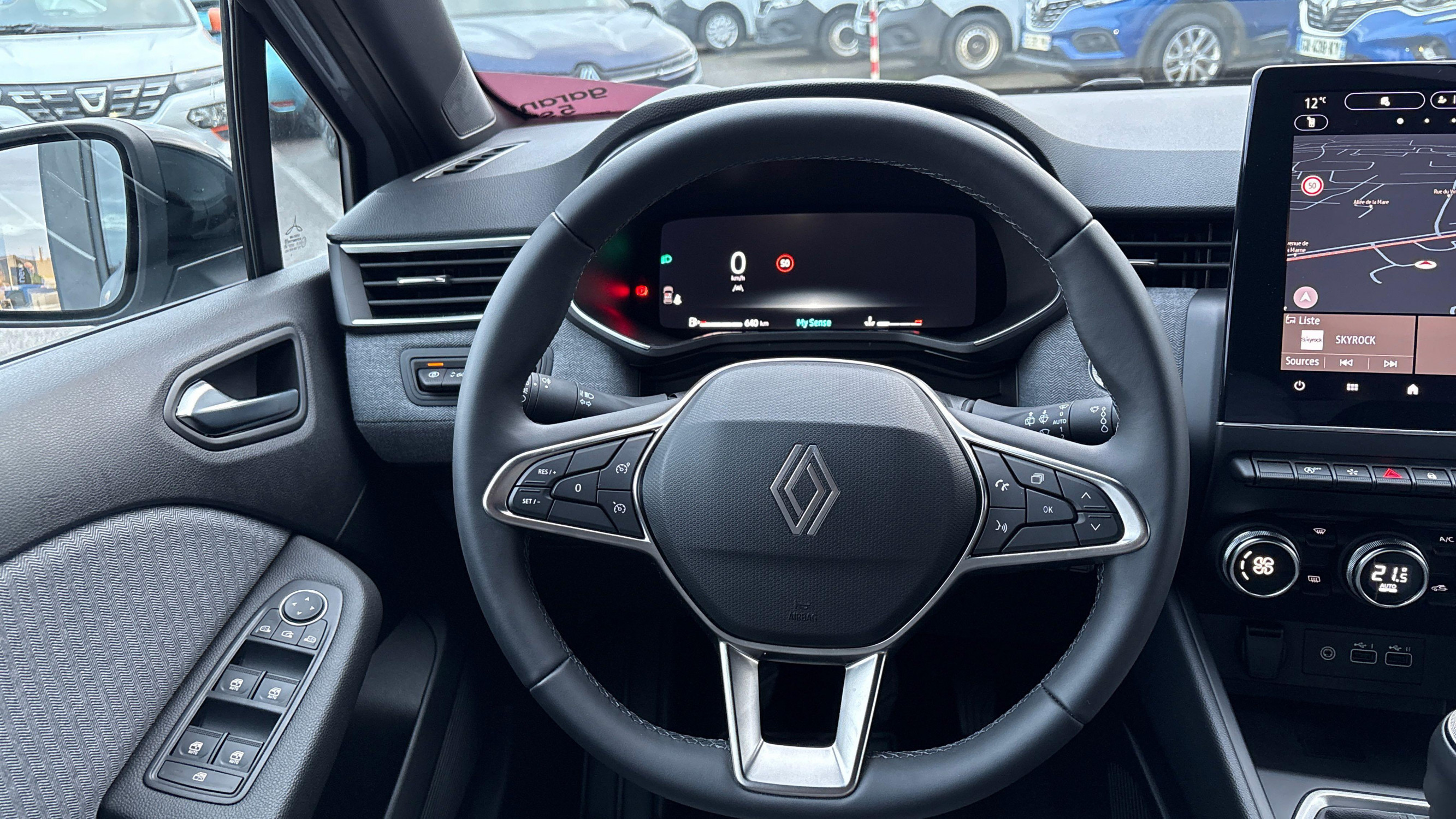 Vente en ligne Renault Clio 5 Clio TCe 90 au prix de 18 990 €