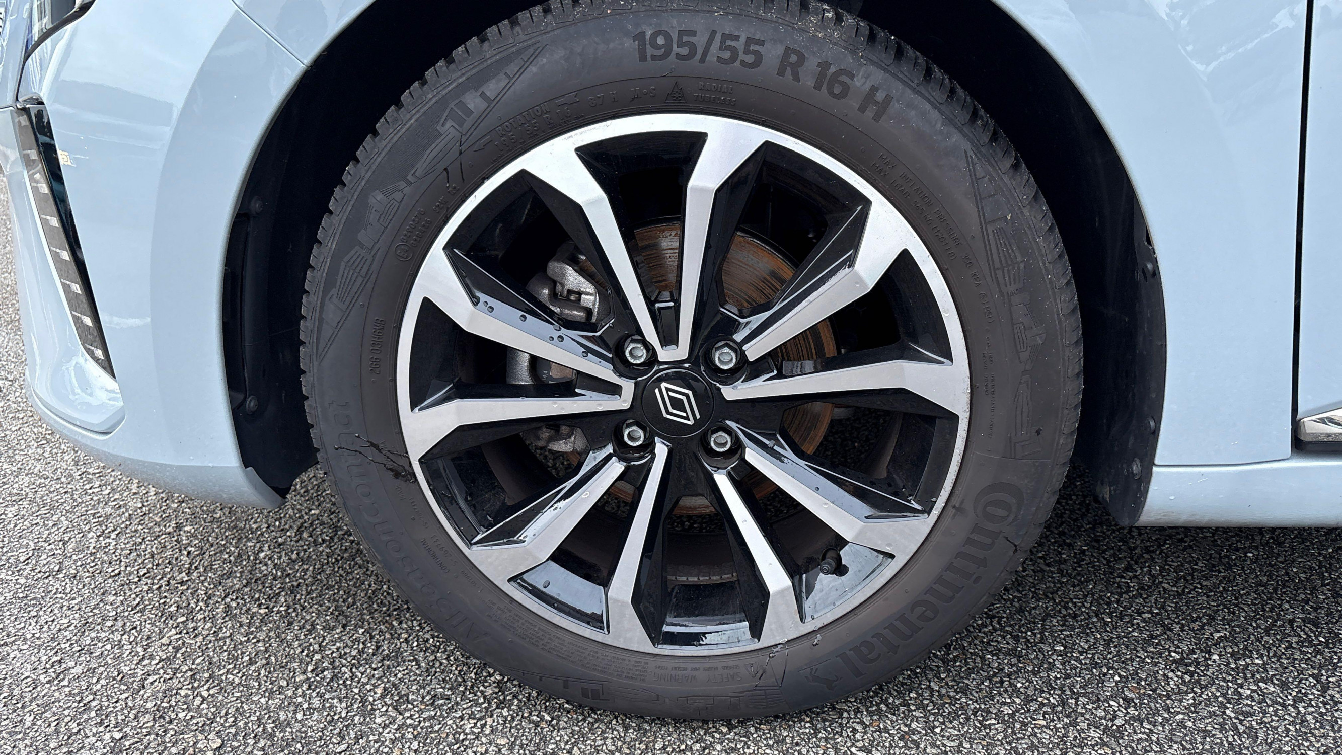 Vente en ligne Renault Clio 5 Clio TCe 90 au prix de 18 990 €