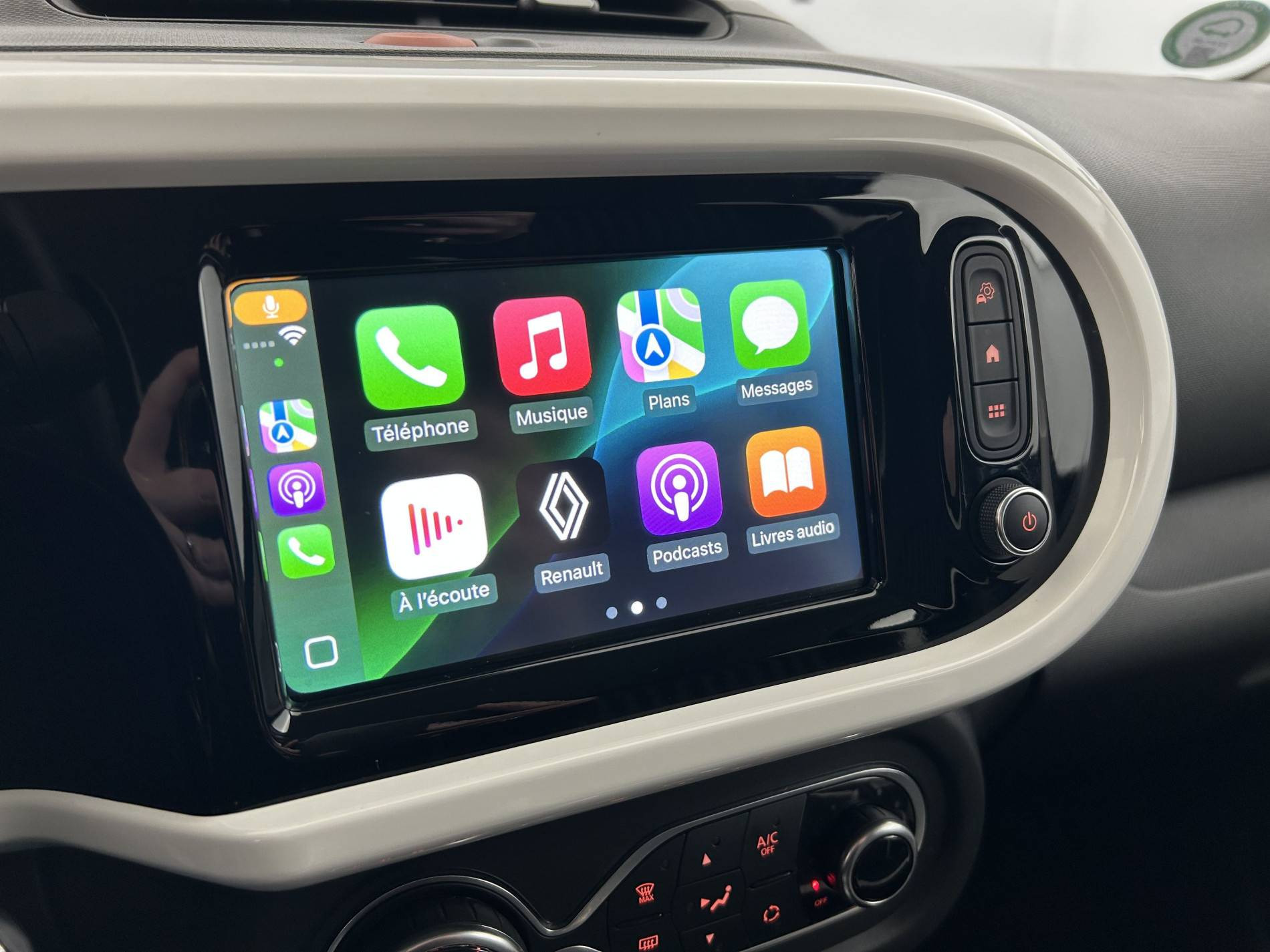 Vente en ligne Renault Twingo Electrique Twingo III E-Tech au prix de 12 190 €