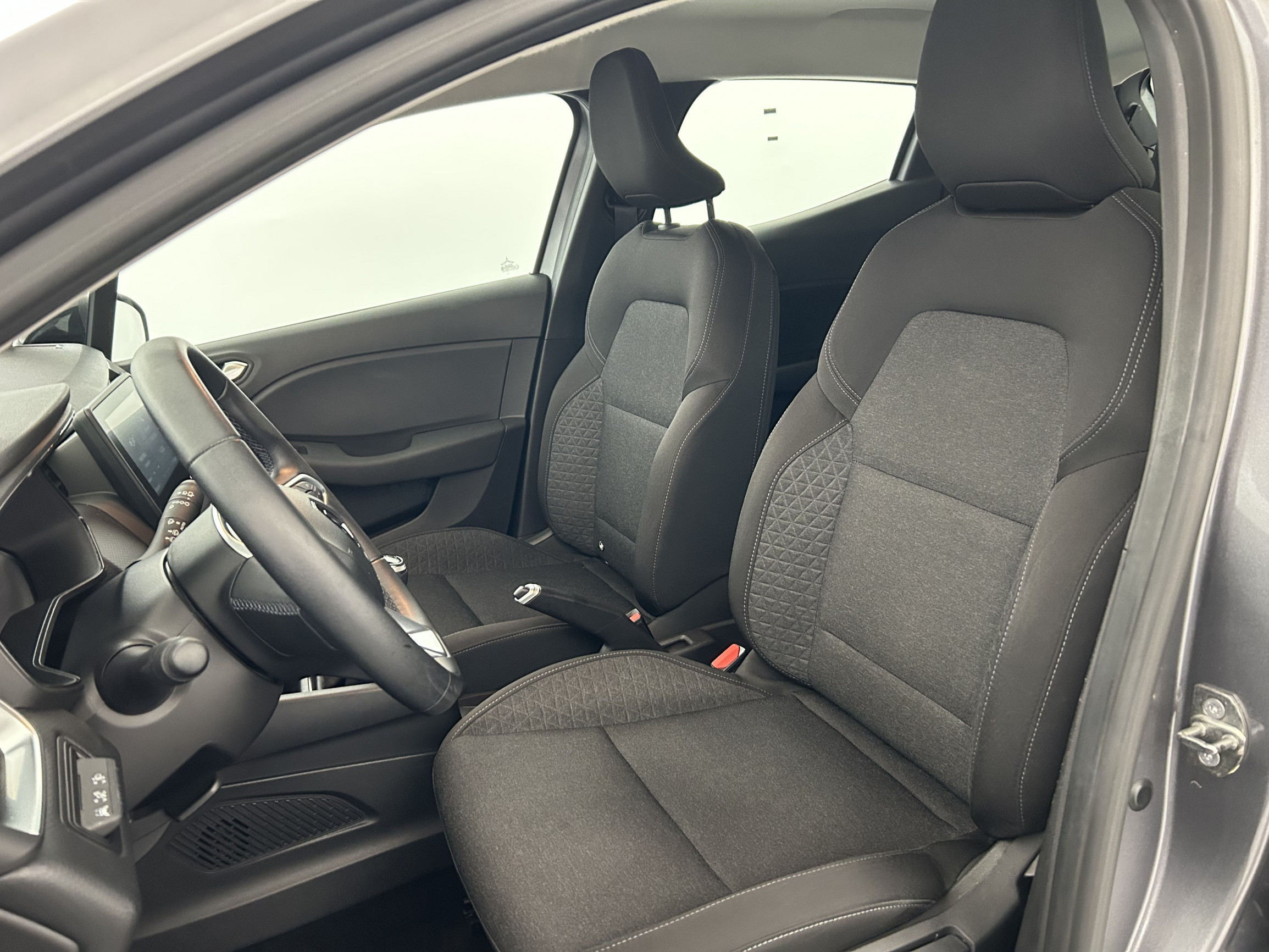 Vente en ligne Renault Clio 5 Clio TCe 90 au prix de 13 990 €