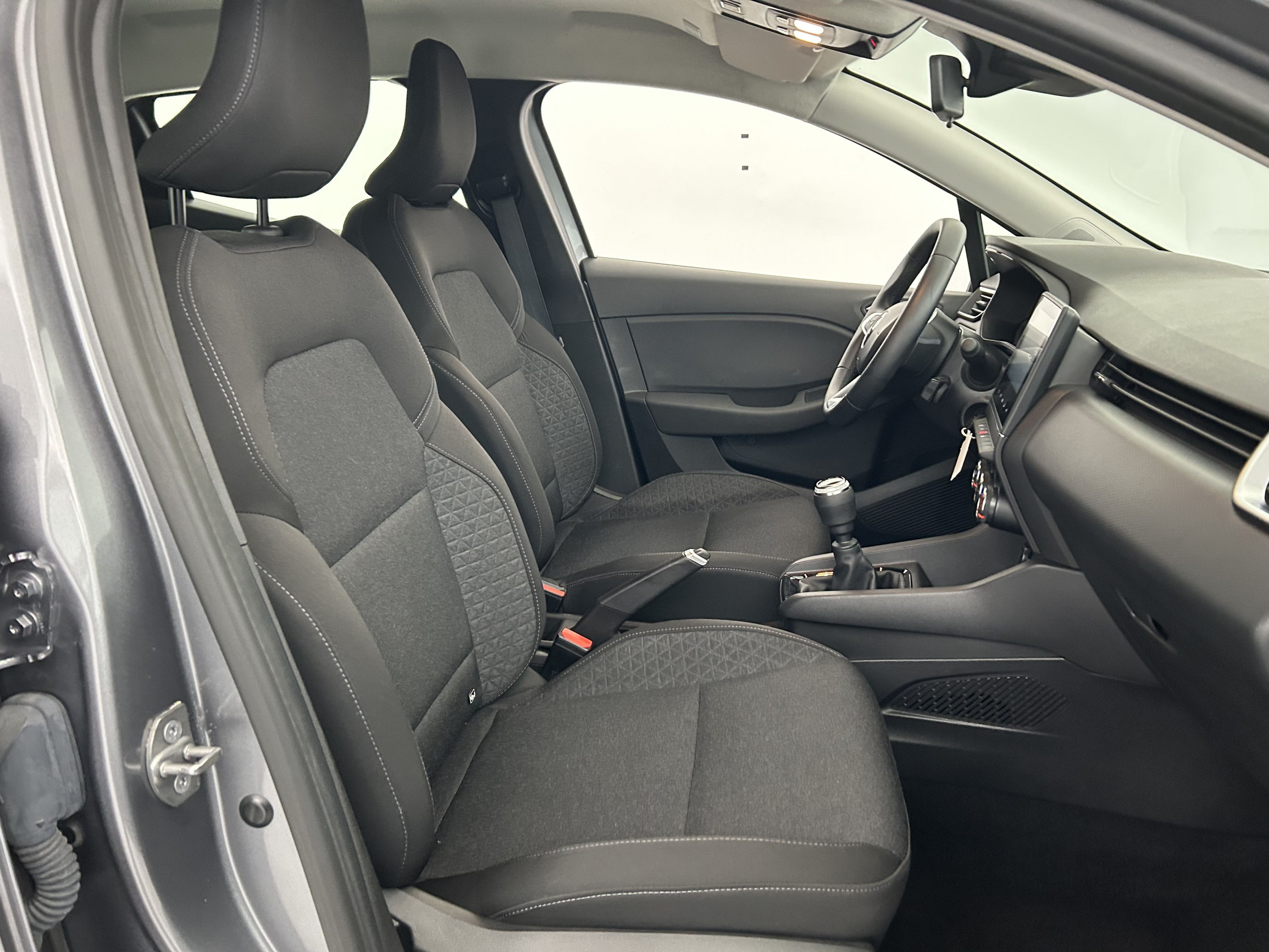 Vente en ligne Renault Clio 5 Clio TCe 90 au prix de 13 990 €