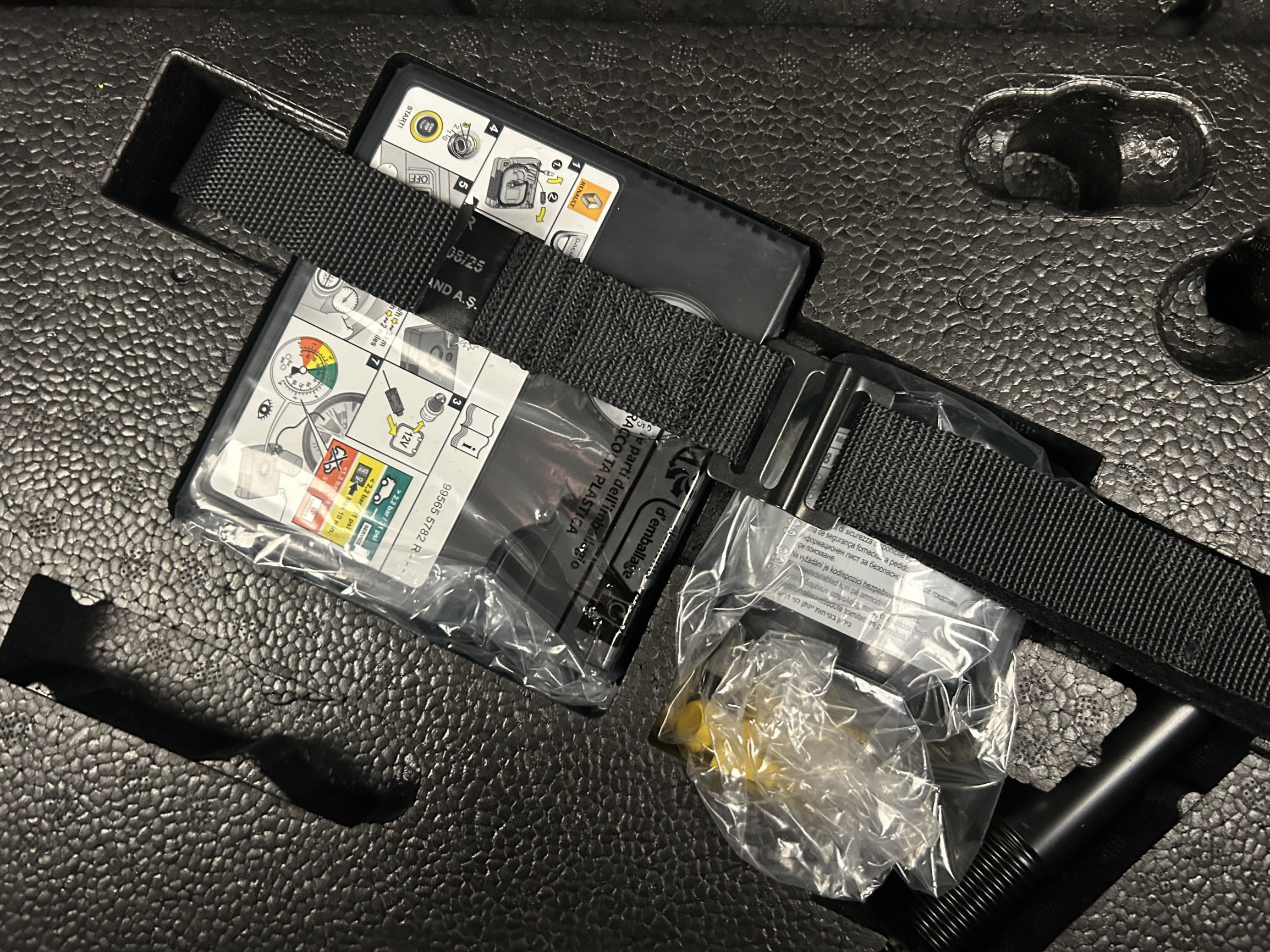 Vente en ligne Renault Clio 5 Clio E-Tech full hybrid 145 ch GSR2 au prix de 20 790 €