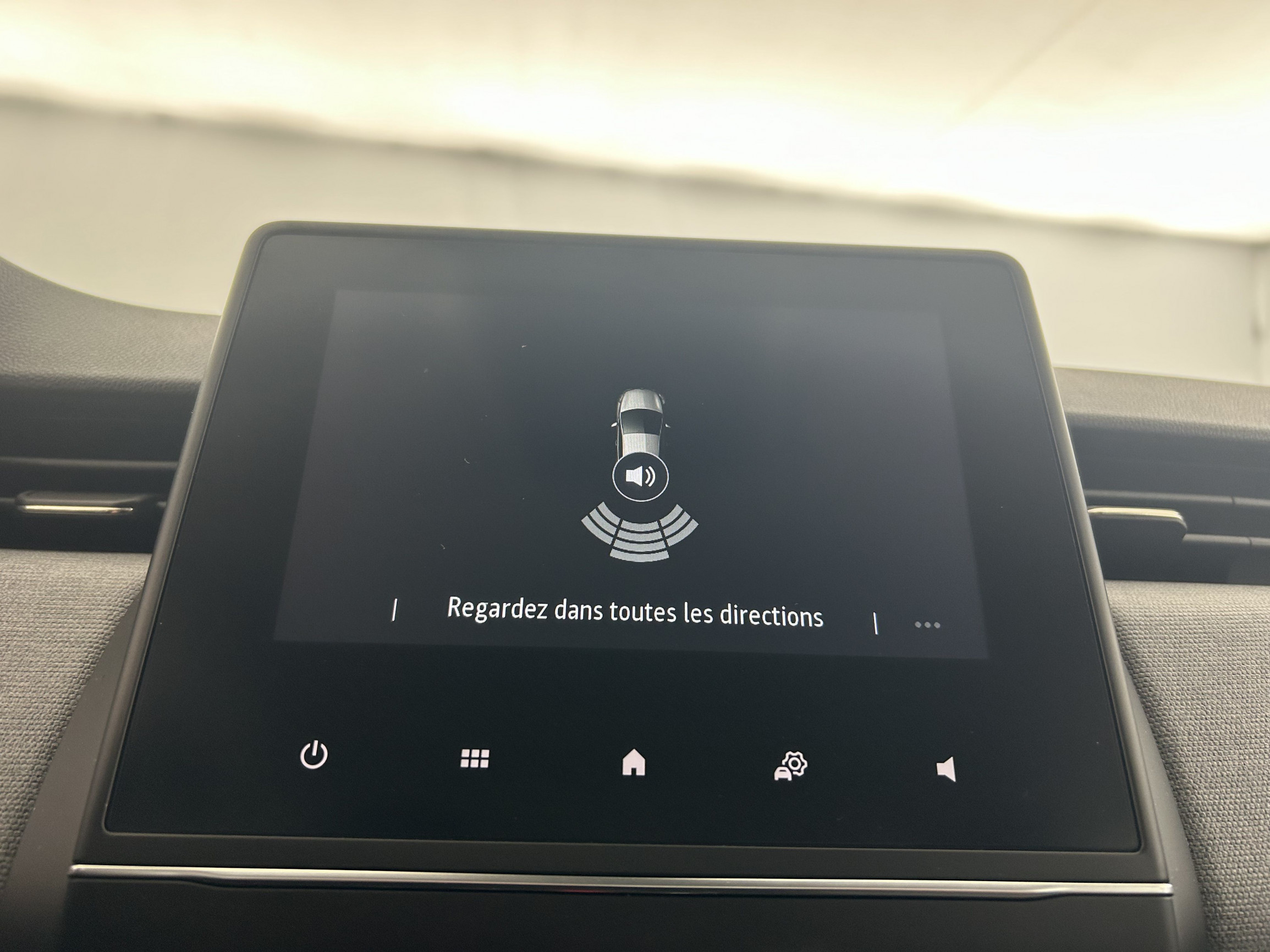 Vente en ligne Renault Clio 5 Clio E-Tech full hybrid 145 ch GSR2 au prix de 20 790 €