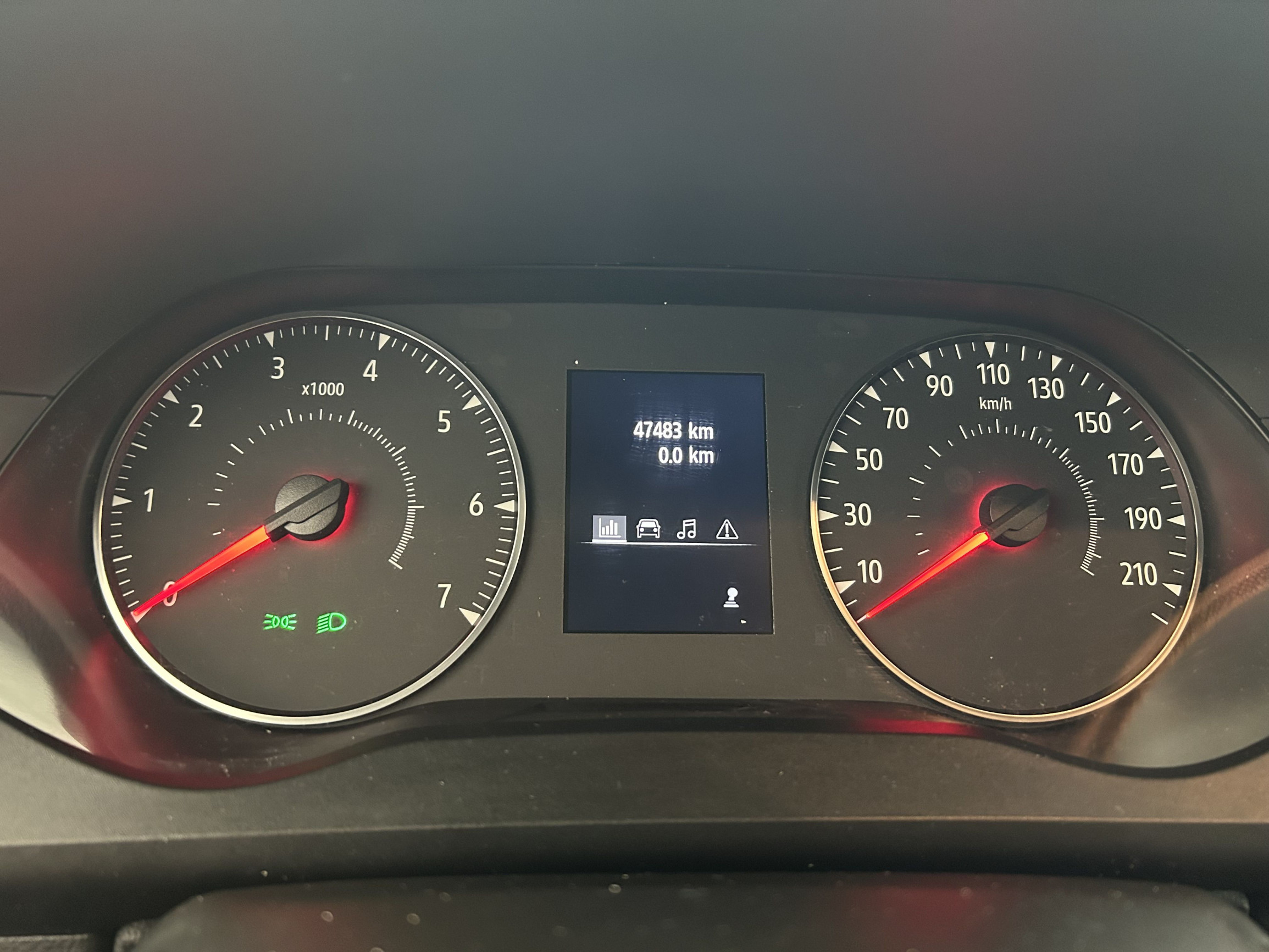 Vente en ligne Renault Kangoo Van  BLUE DCI 95 au prix de 16 790 €