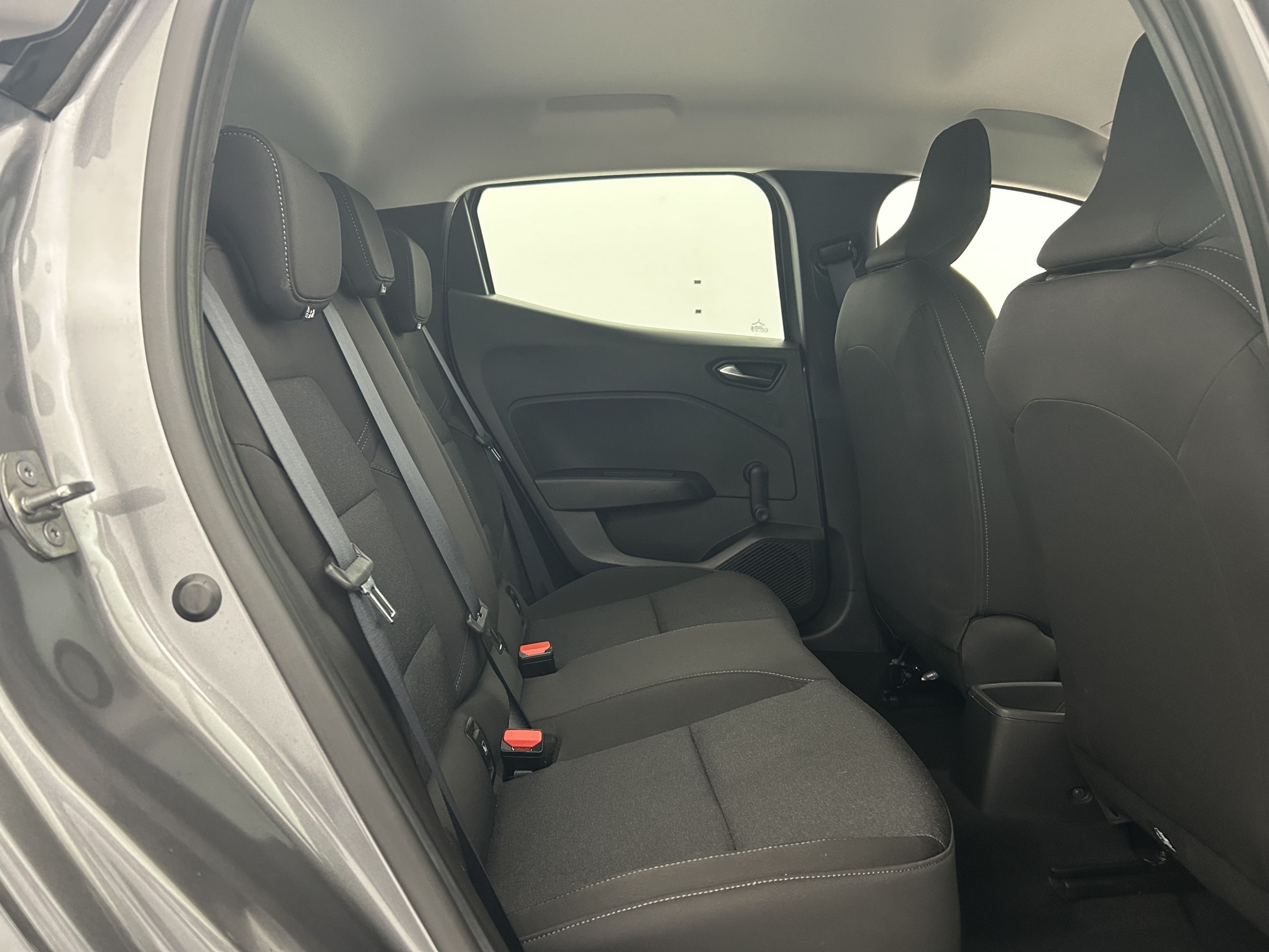 Vente en ligne Renault Clio 5 Clio TCe 90 au prix de 14 990 €