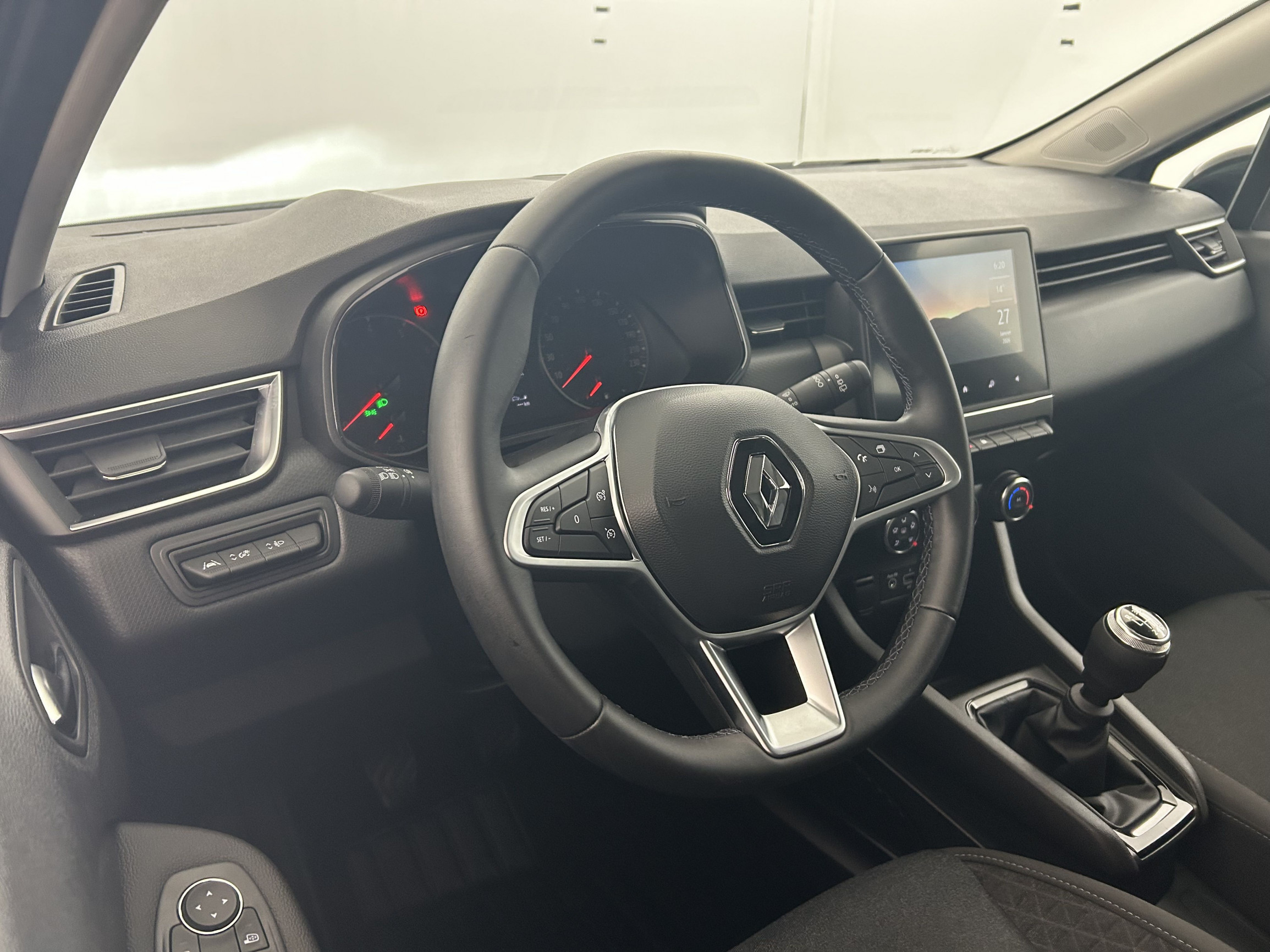 Vente en ligne Renault Clio 5 Clio TCe 90 au prix de 14 990 €