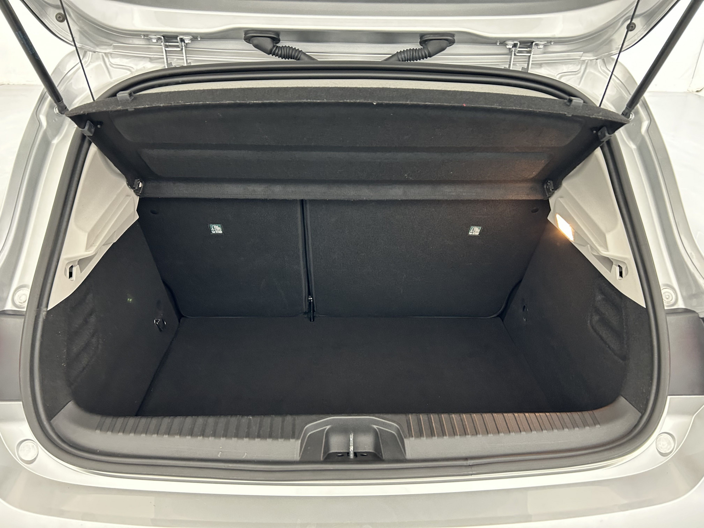 Vente en ligne Renault Clio 5 Clio E-Tech hybride 145 au prix de 14 890 €