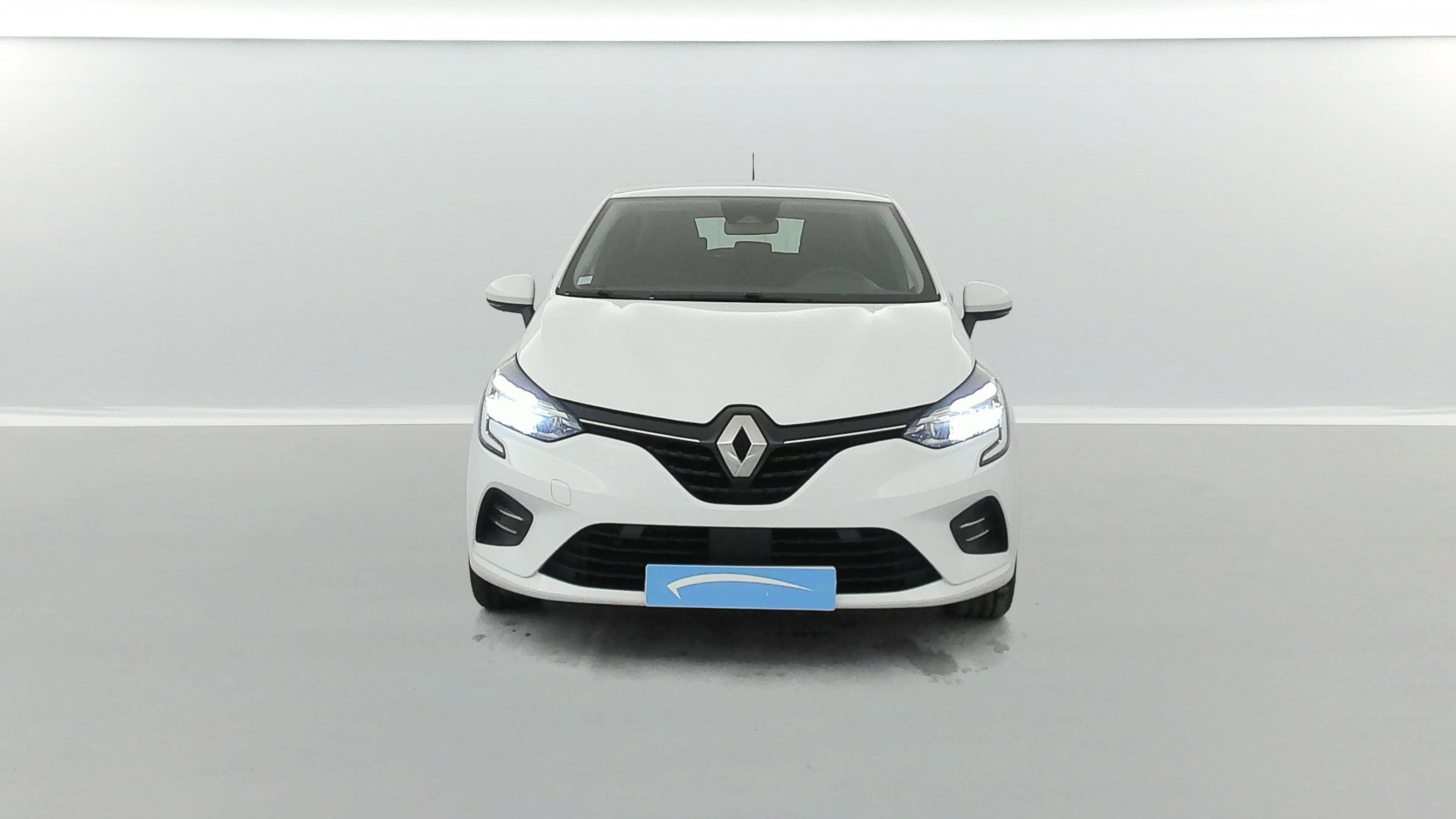 Vente en ligne Renault Clio 5 Clio E-Tech 140 - 21N au prix de 15 990 €
