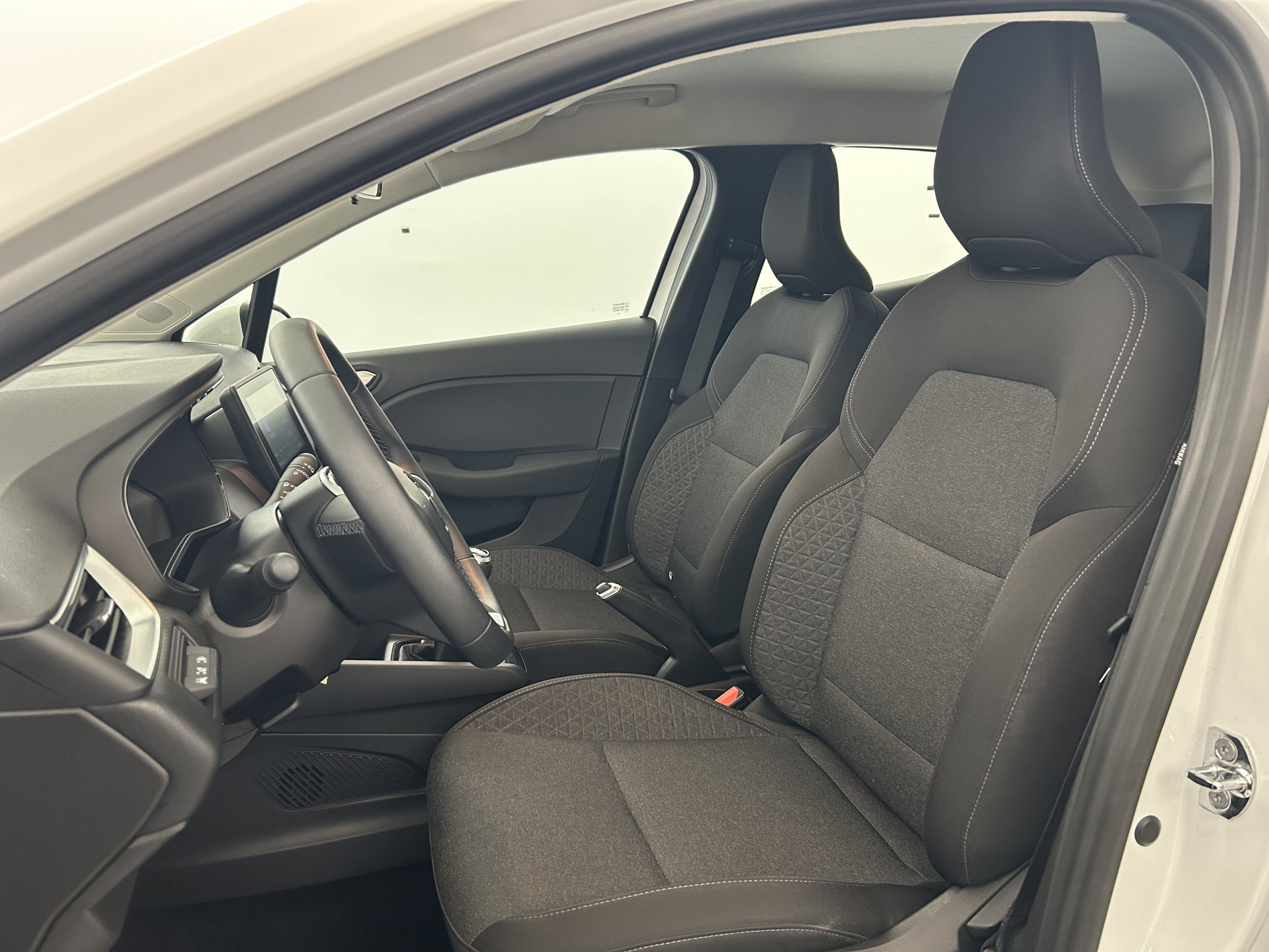 Vente en ligne Renault Clio 5 Clio SCe 65 - 21 au prix de 13 270 €