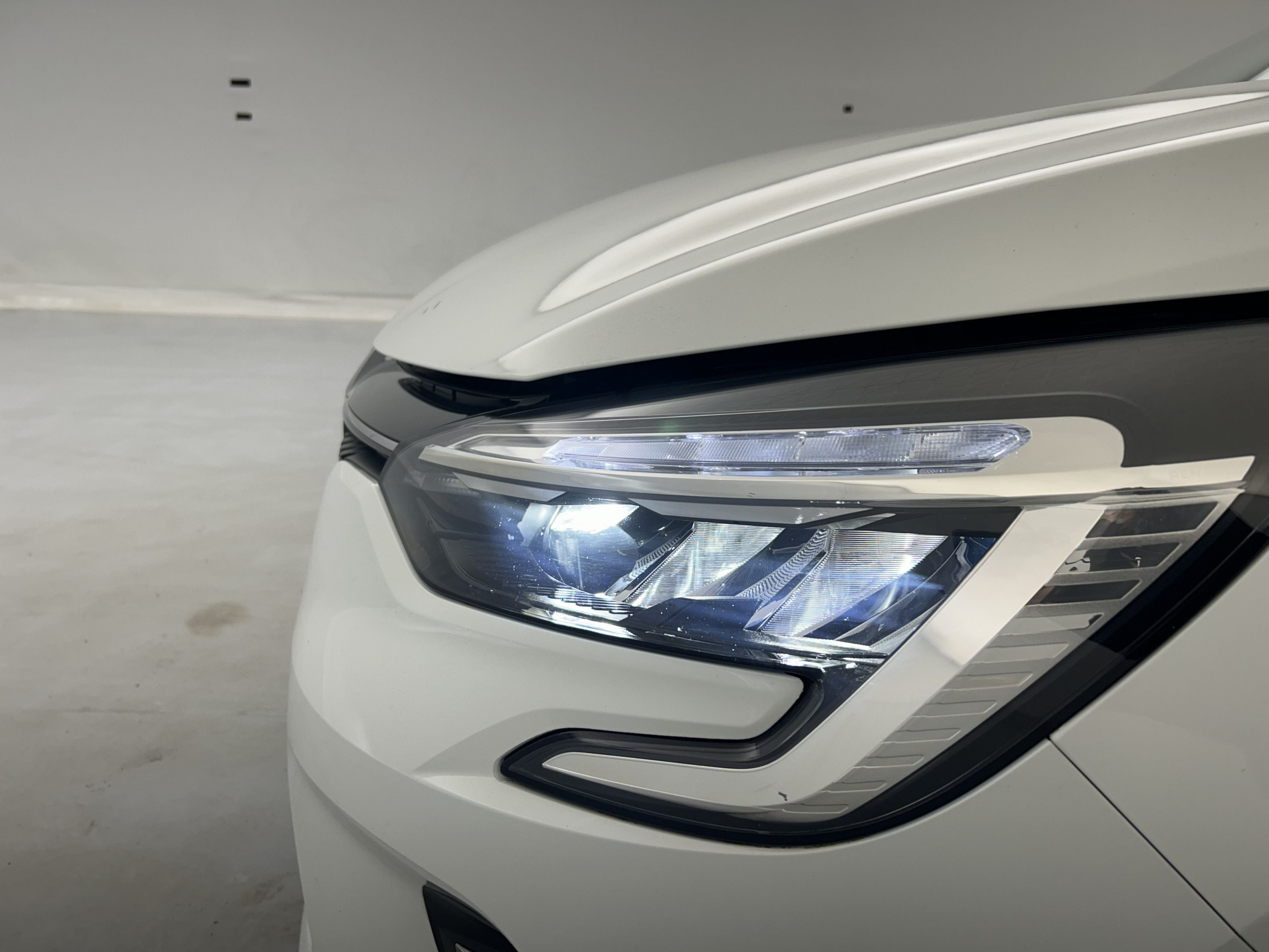 Vente en ligne Renault Clio 5 Clio SCe 65 - 21 au prix de 13 270 €