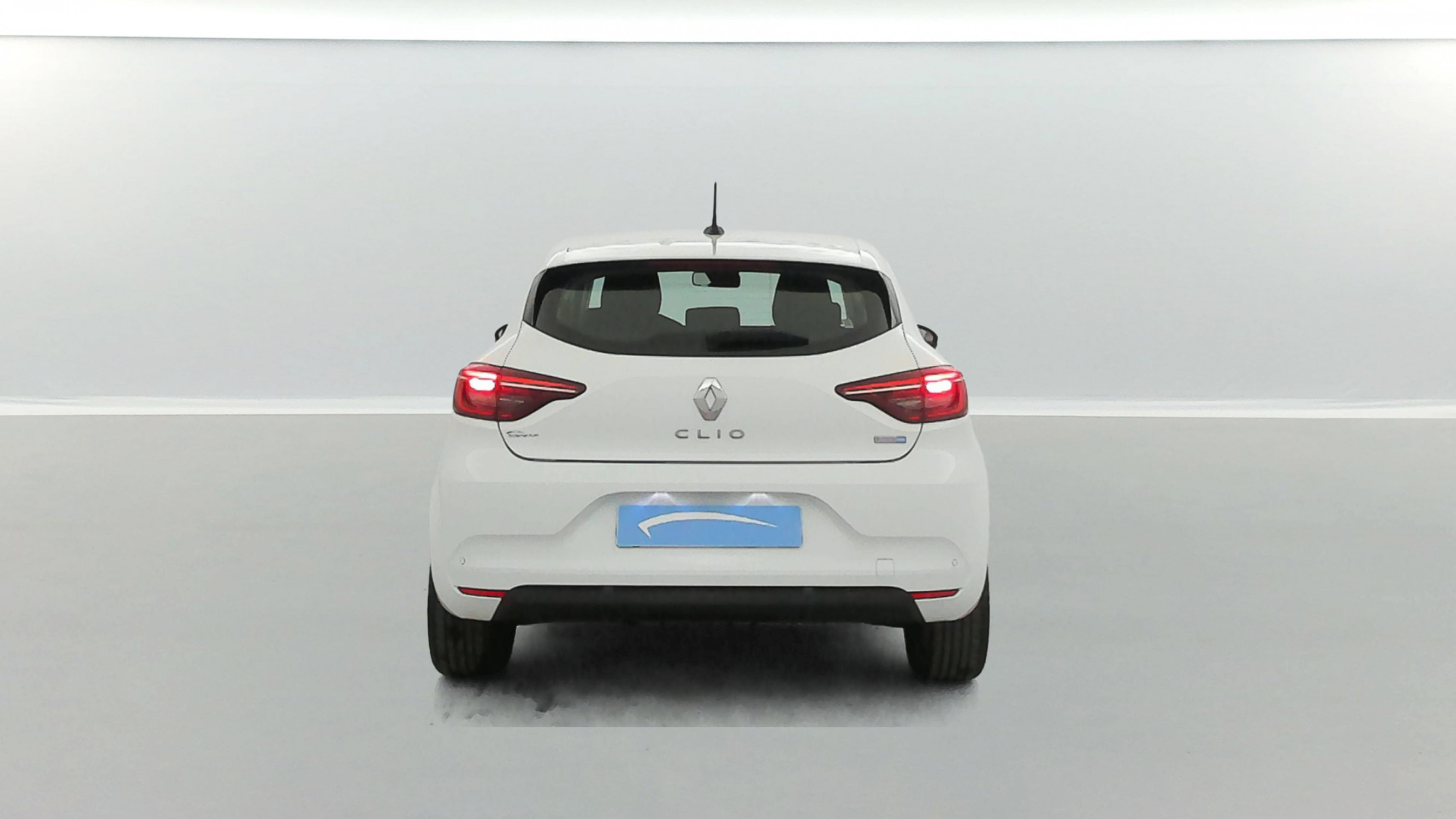 Vente en ligne Renault Clio 5 Clio E-Tech 140 - 21N au prix de 15 990 €