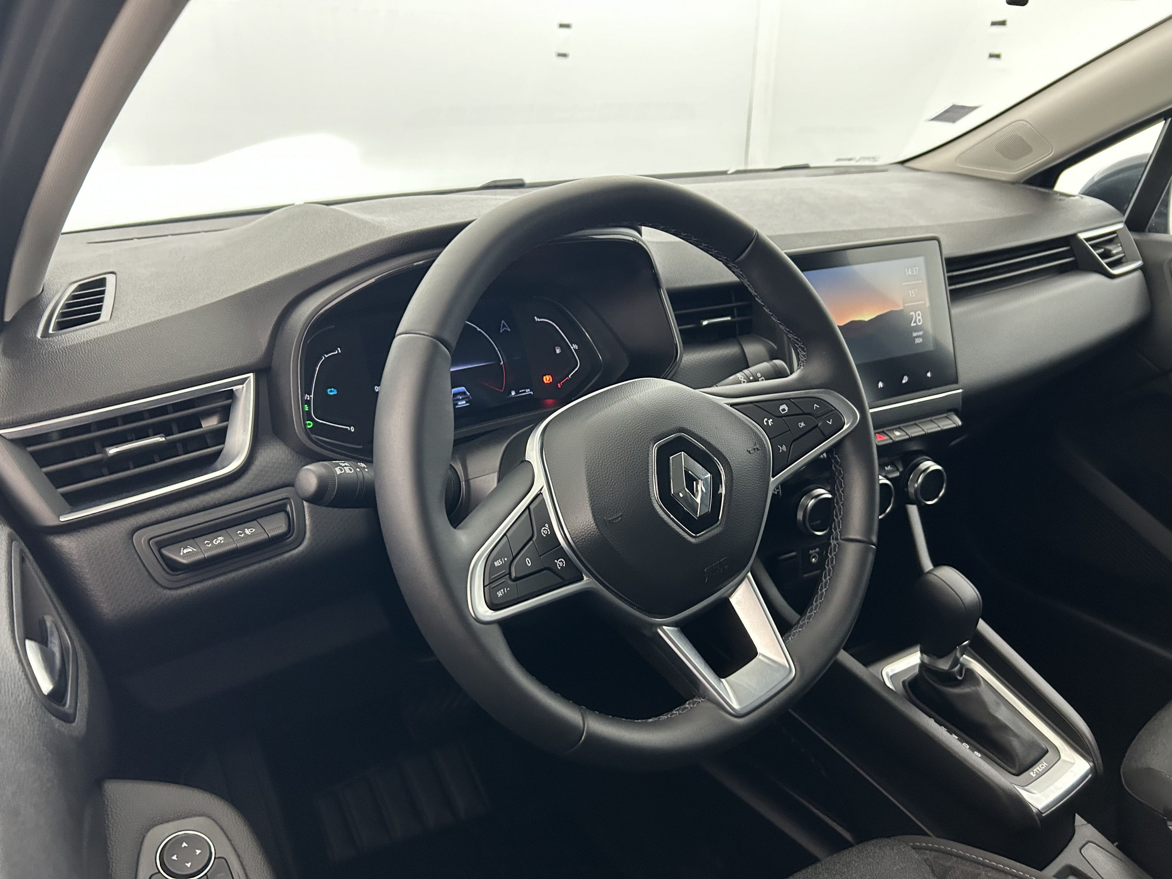 Vente en ligne Renault Clio 5 Clio E-Tech 140 - 21 au prix de 16 390 €