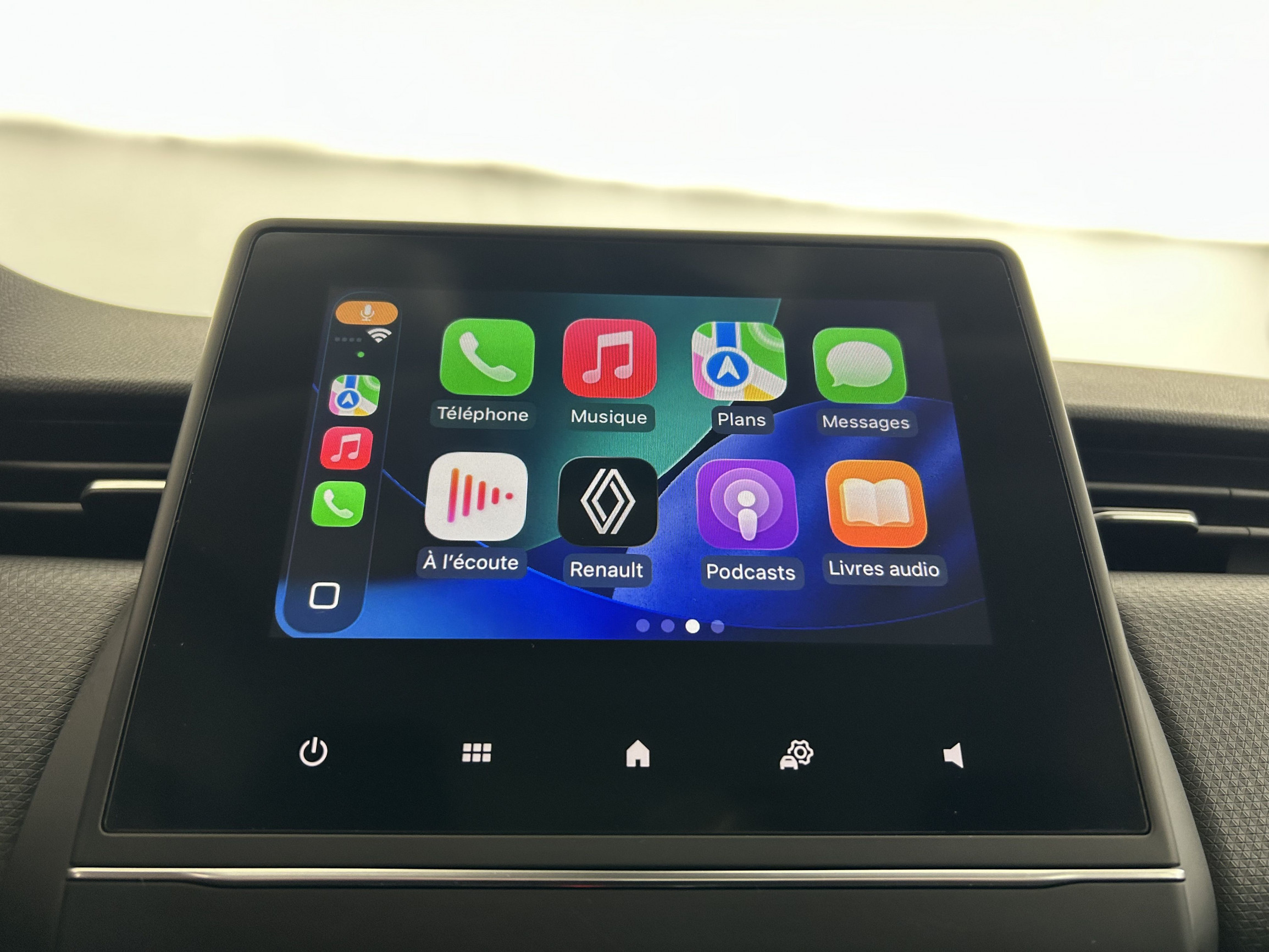 Vente en ligne Renault Clio 5 Clio E-Tech 140 - 21 au prix de 16 390 €