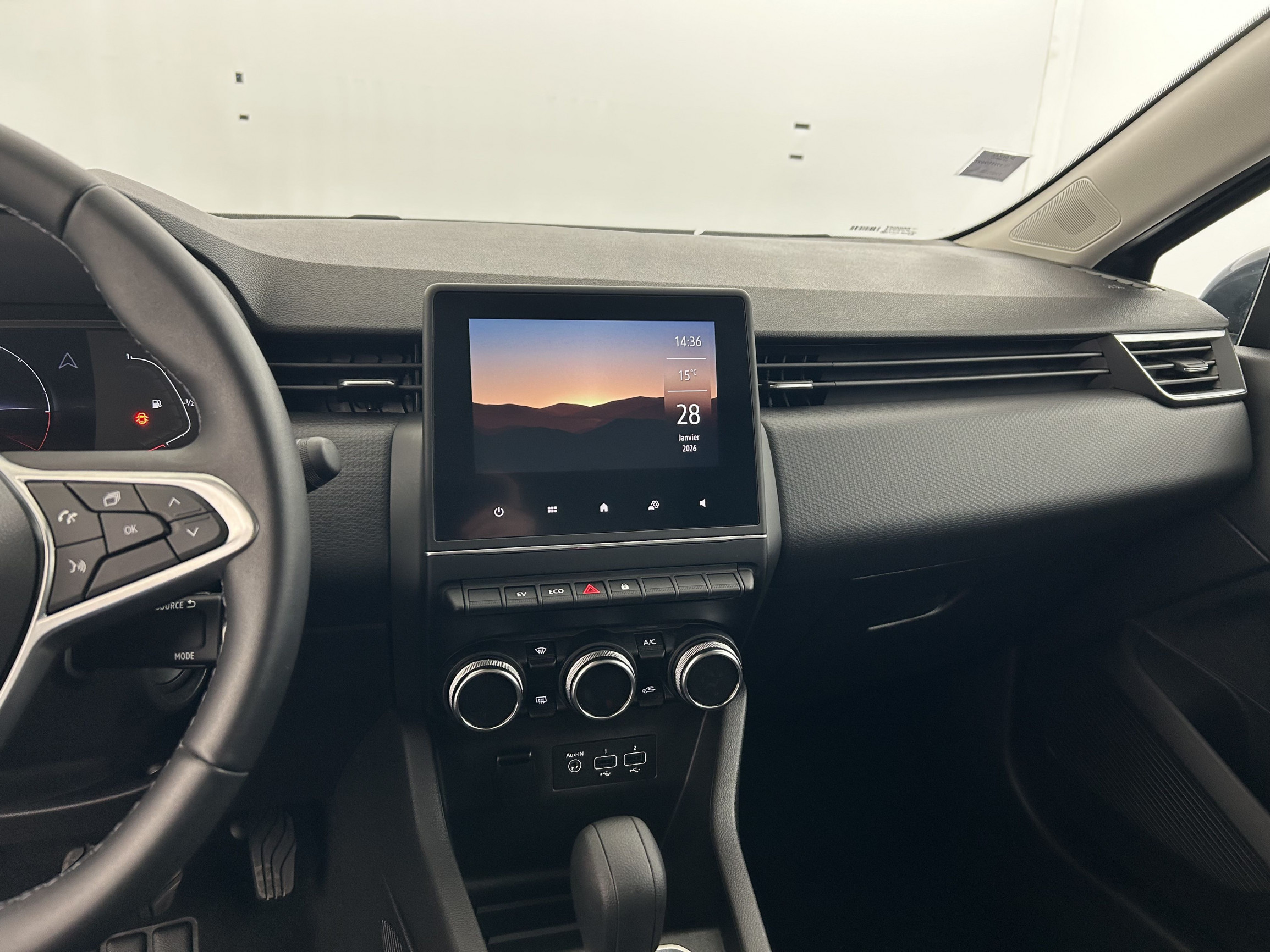 Vente en ligne Renault Clio 5 Clio E-Tech 140 - 21 au prix de 16 390 €