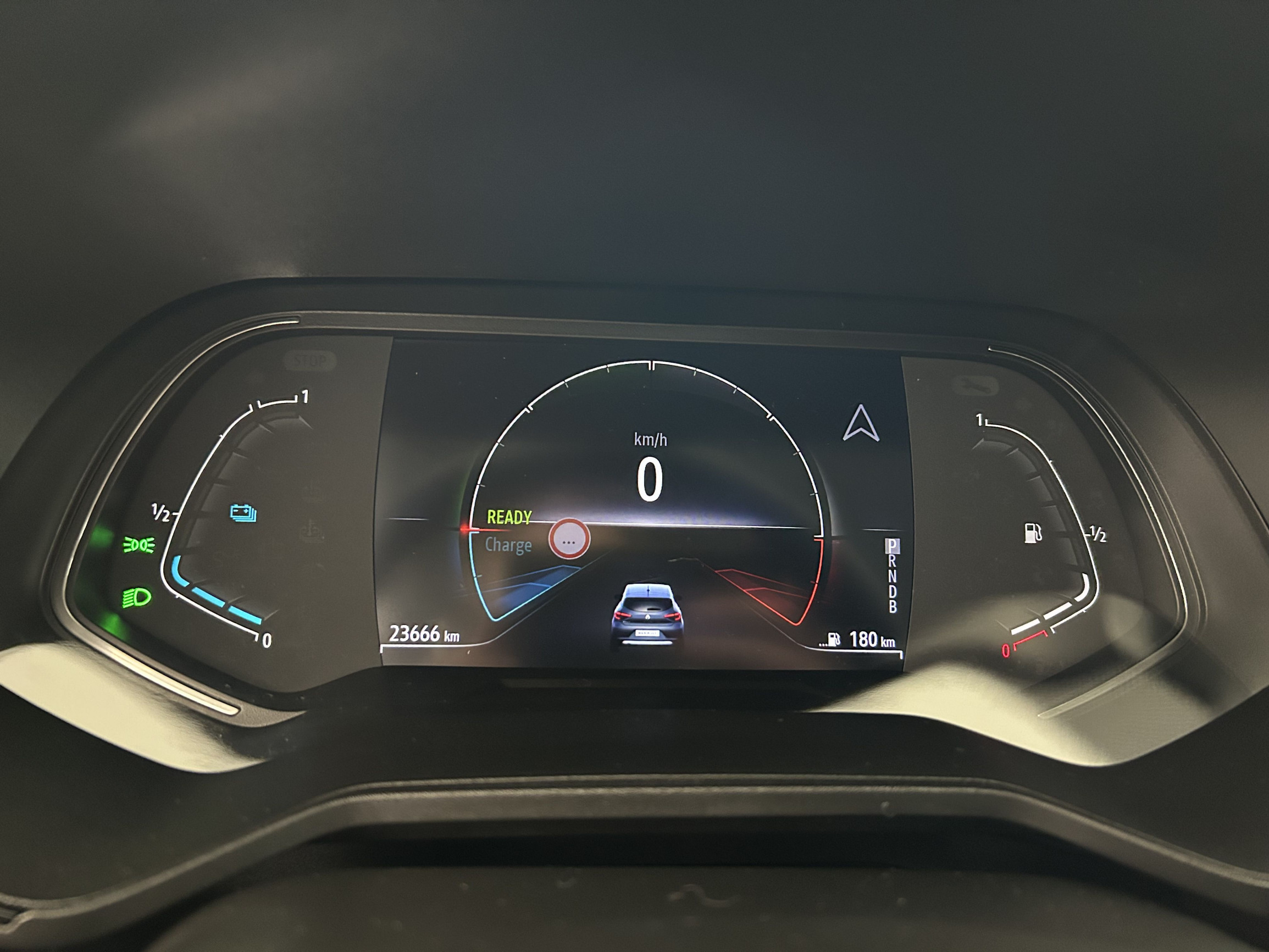 Vente en ligne Renault Clio 5 Clio E-Tech 140 - 21 au prix de 16 390 €