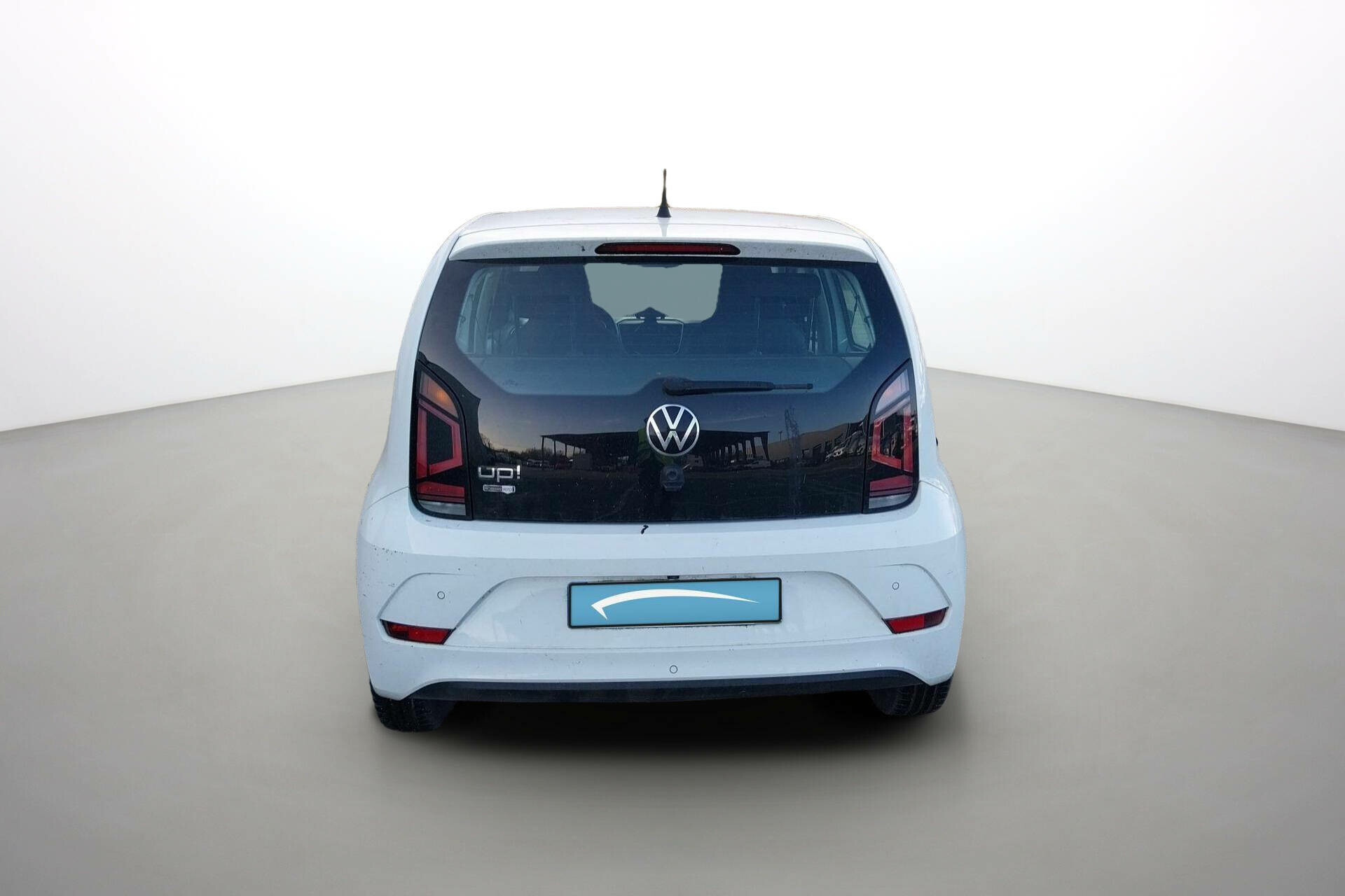 Vente en ligne Volkswagen UP! 2.0 Up 1.0 65 BlueMotion Technology BVM5 au prix de 9 990 €