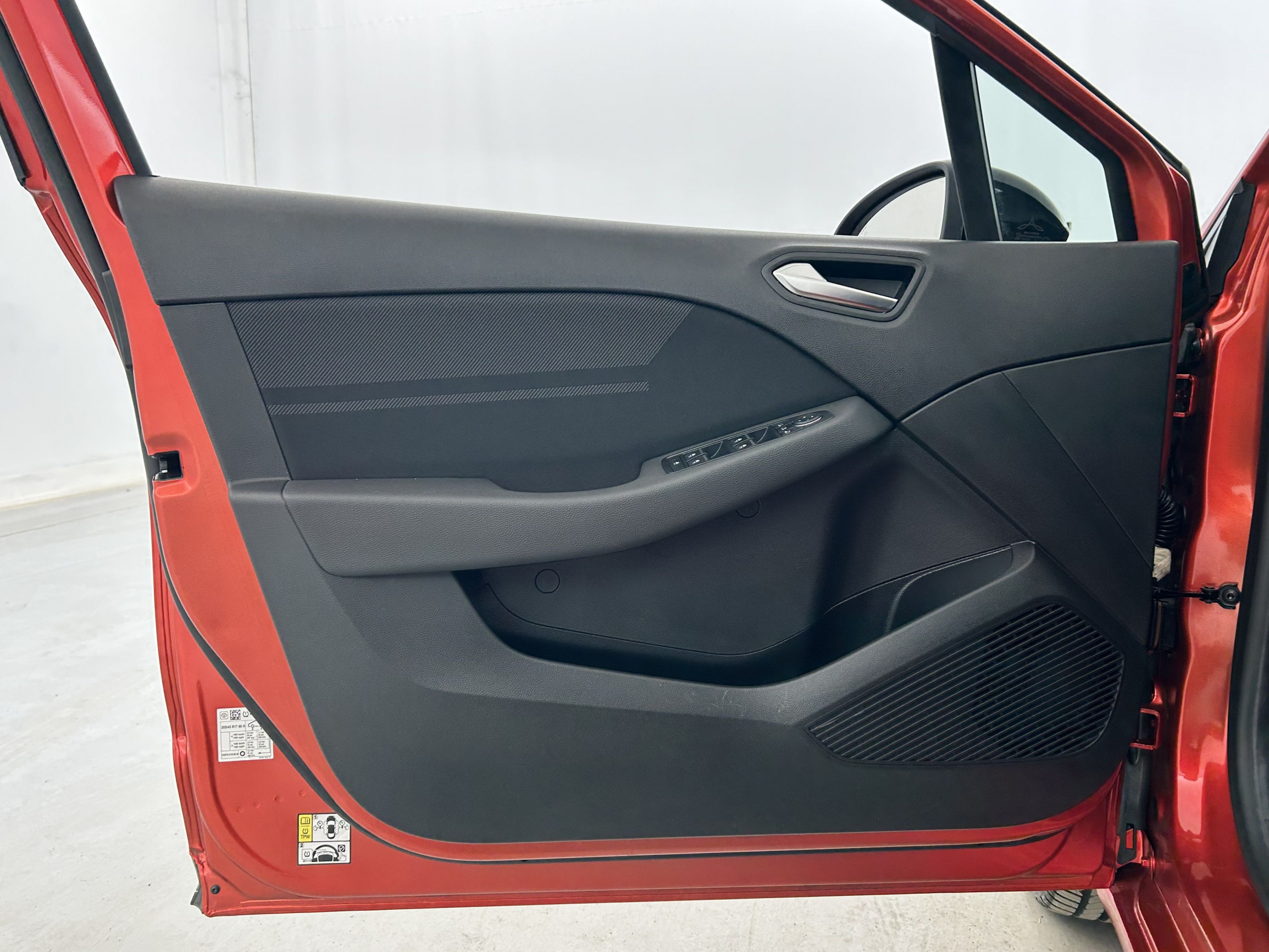 Vente en ligne Renault Clio 5 Clio E-Tech full hybrid 145 ch GSR2 au prix de 21 270 €