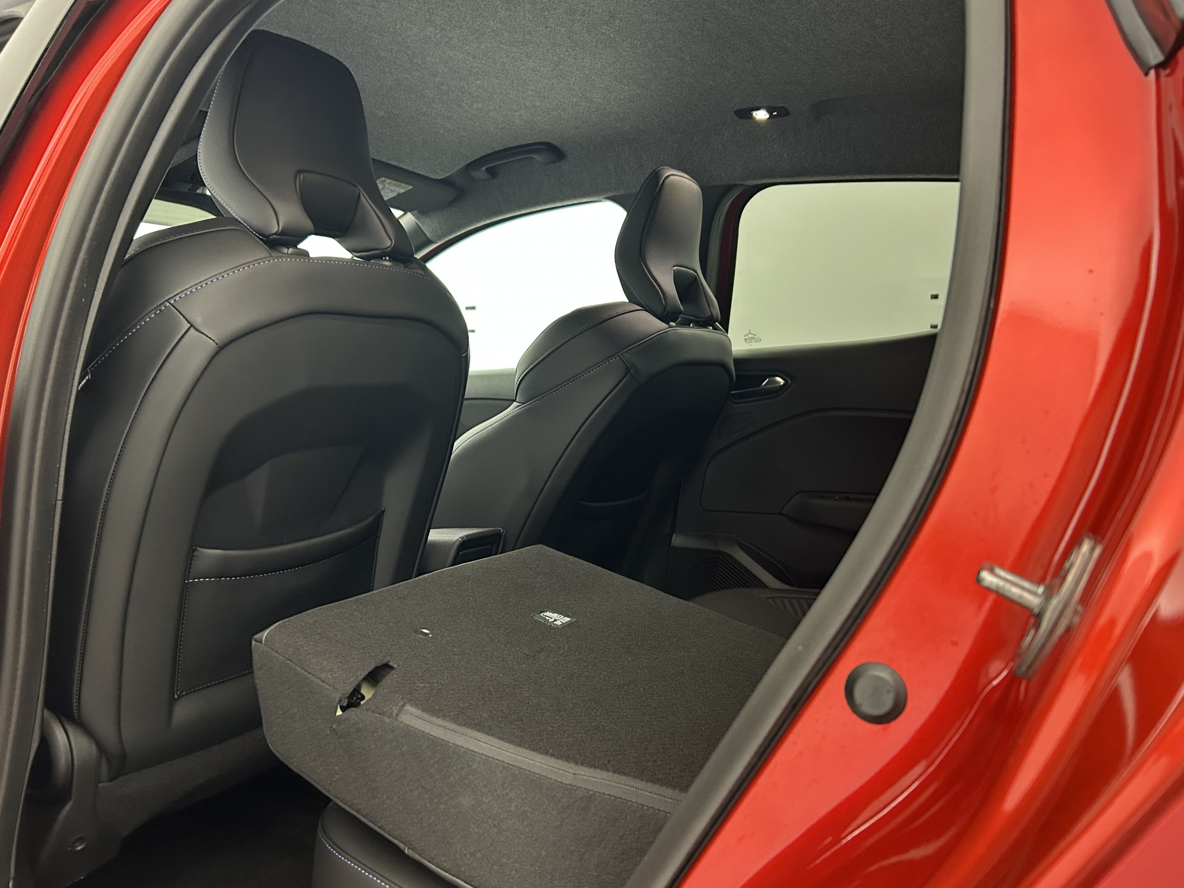 Vente en ligne Renault Clio 5 Clio E-Tech full hybrid 145 ch GSR2 au prix de 21 270 €