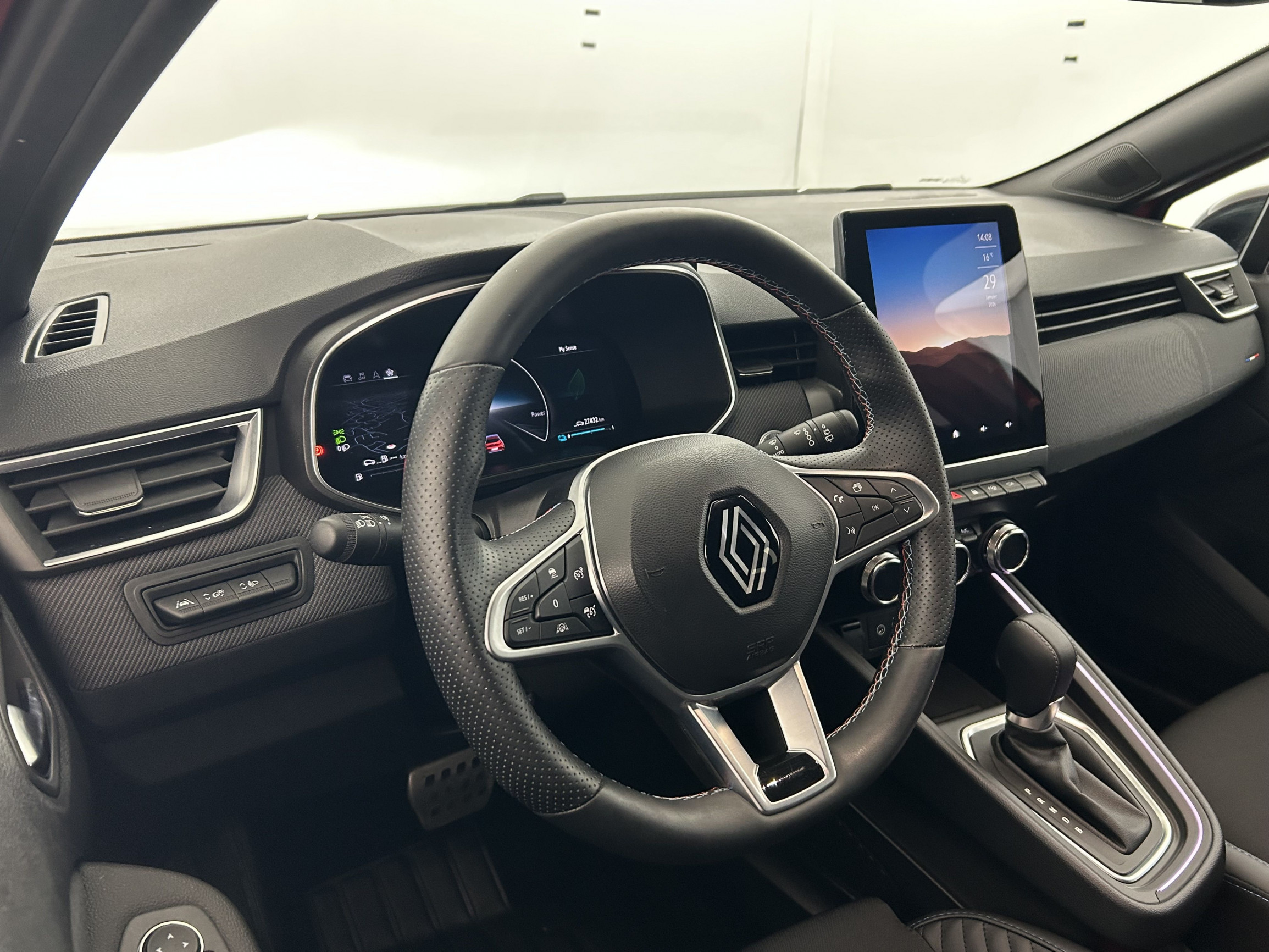 Vente en ligne Renault Clio 5 Clio E-Tech full hybrid 145 ch GSR2 au prix de 21 270 €