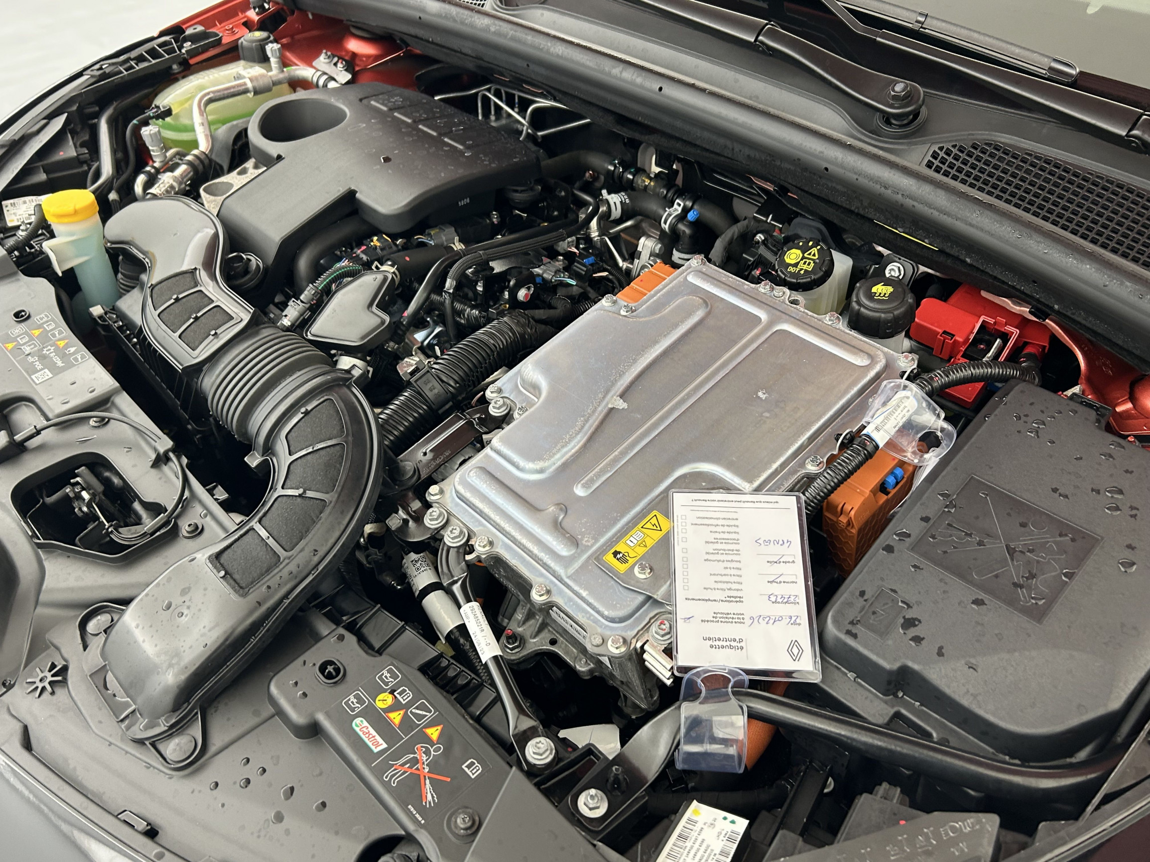 Vente en ligne Renault Clio 5 Clio E-Tech full hybrid 145 ch GSR2 au prix de 21 270 €