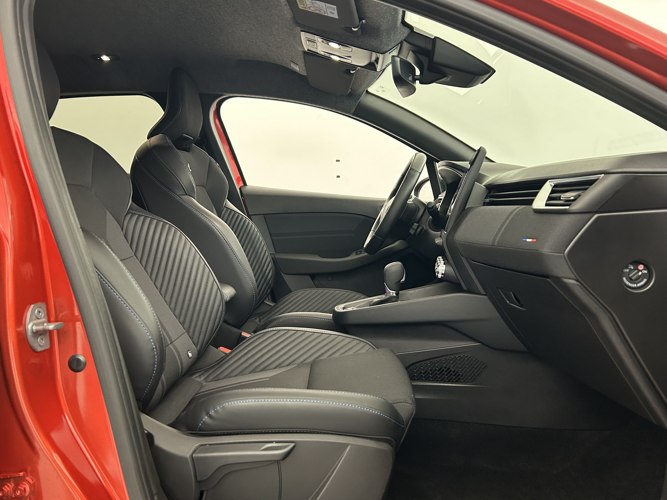 Vente en ligne Renault Clio 5 Clio E-Tech full hybrid 145 ch GSR2 au prix de 21 270 €