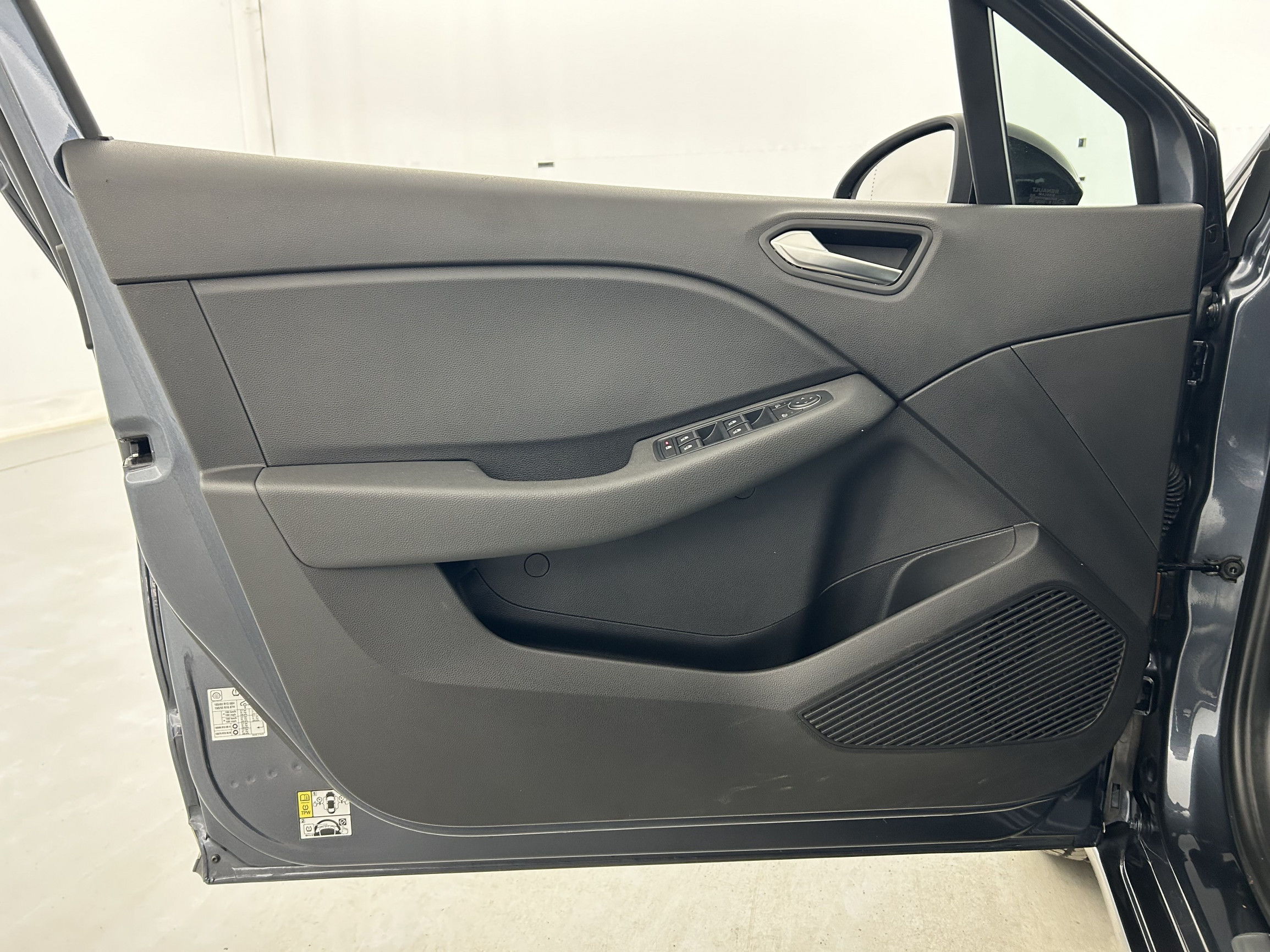 Vente en ligne Renault Clio 5 Clio TCe 90 - 21N au prix de 14 170 €