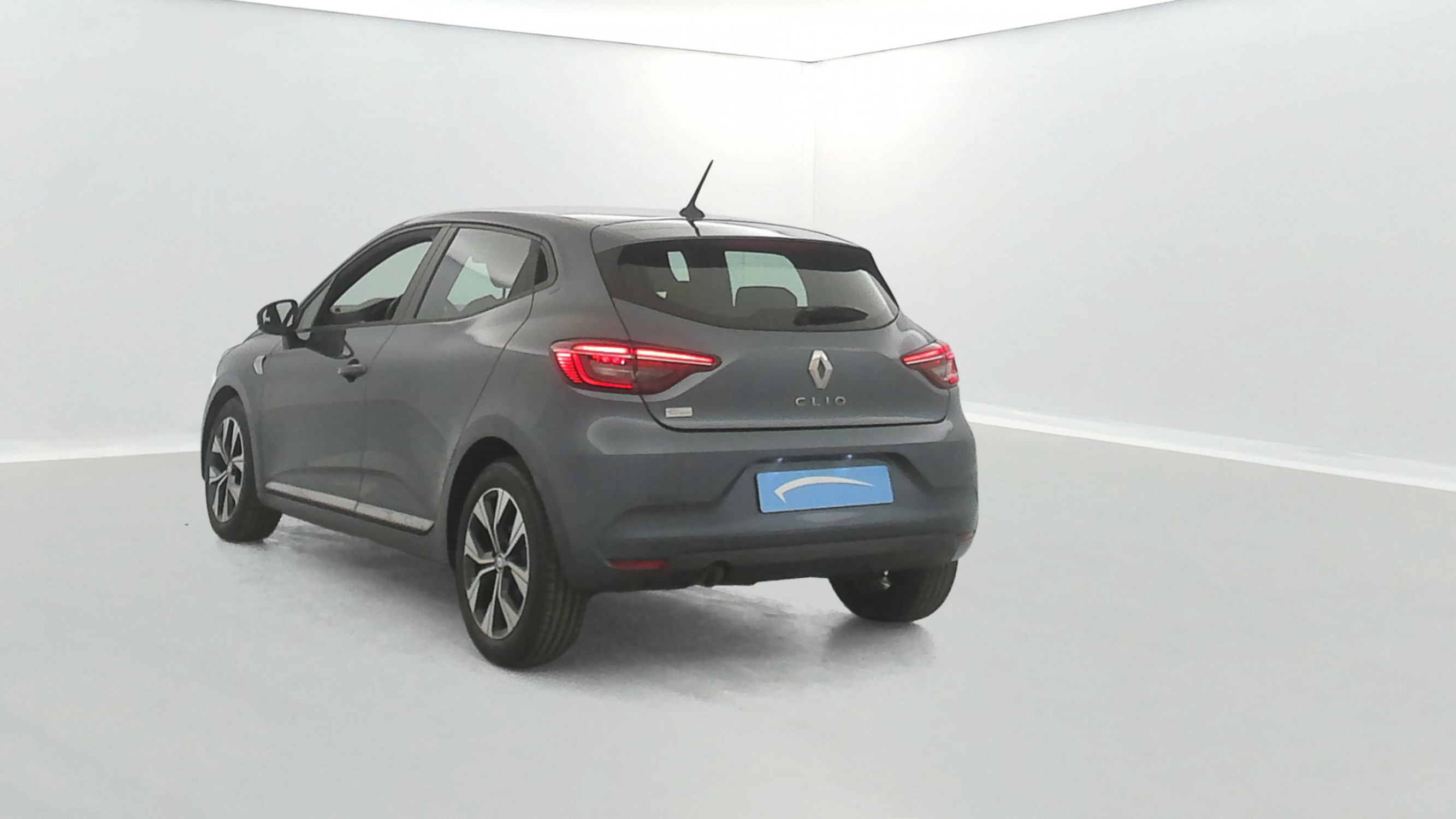 Vente en ligne Renault Clio 5 Clio TCe 90 - 21N au prix de 14 170 €