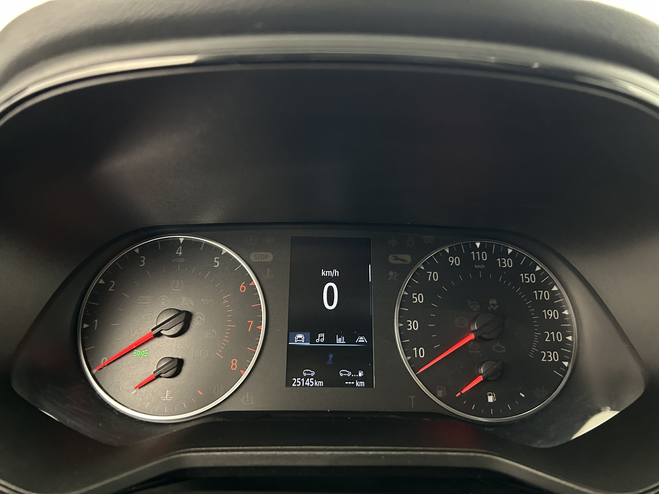 Vente en ligne Renault Clio 5 Clio TCe 90 - 21 au prix de 14 790 €