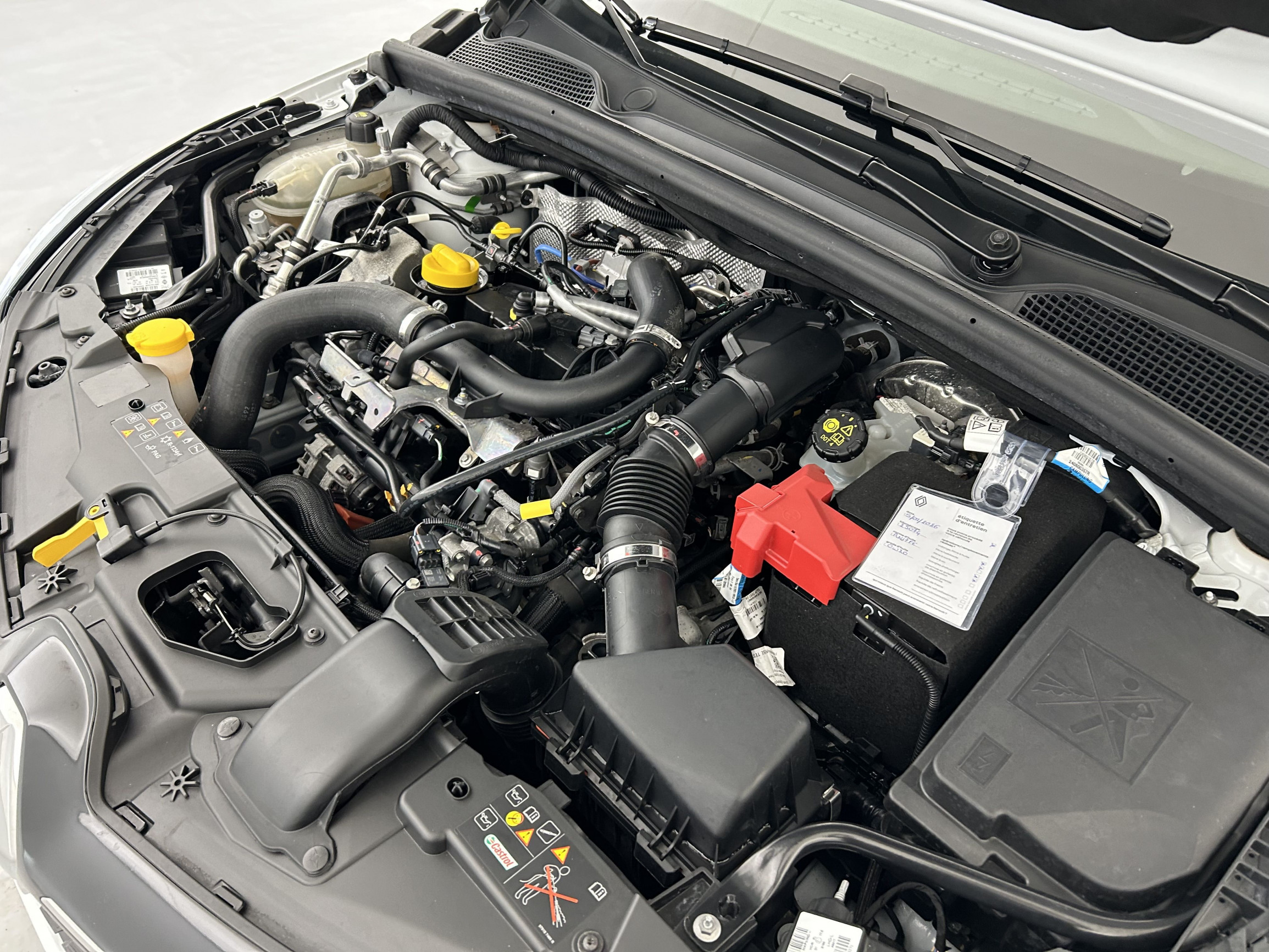 Vente en ligne Renault Clio 5 Clio TCe 90 - 21 au prix de 14 790 €