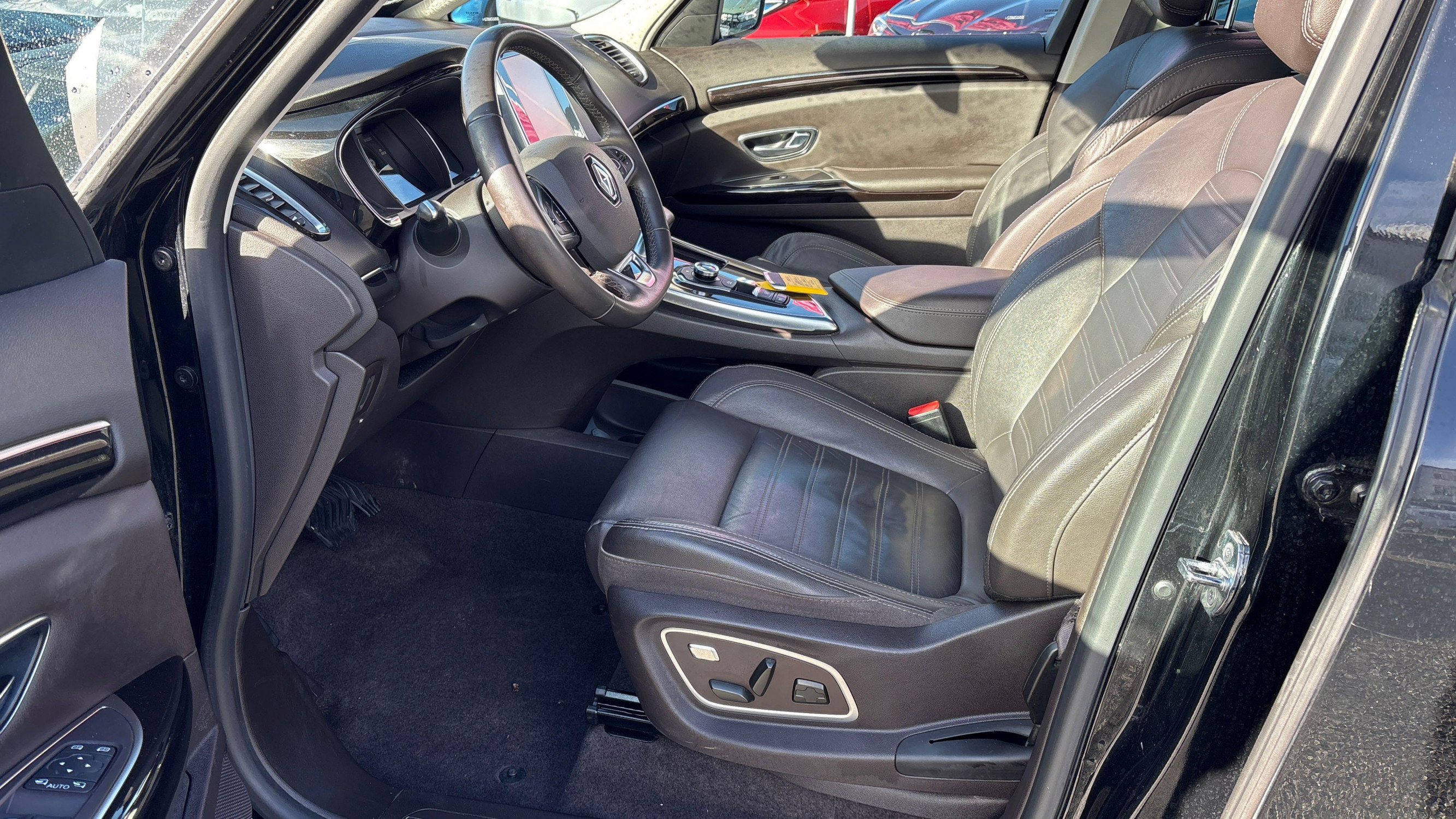 Vente en ligne Renault Espace 5 Espace Tce 200 Energy au prix de 19 890 €