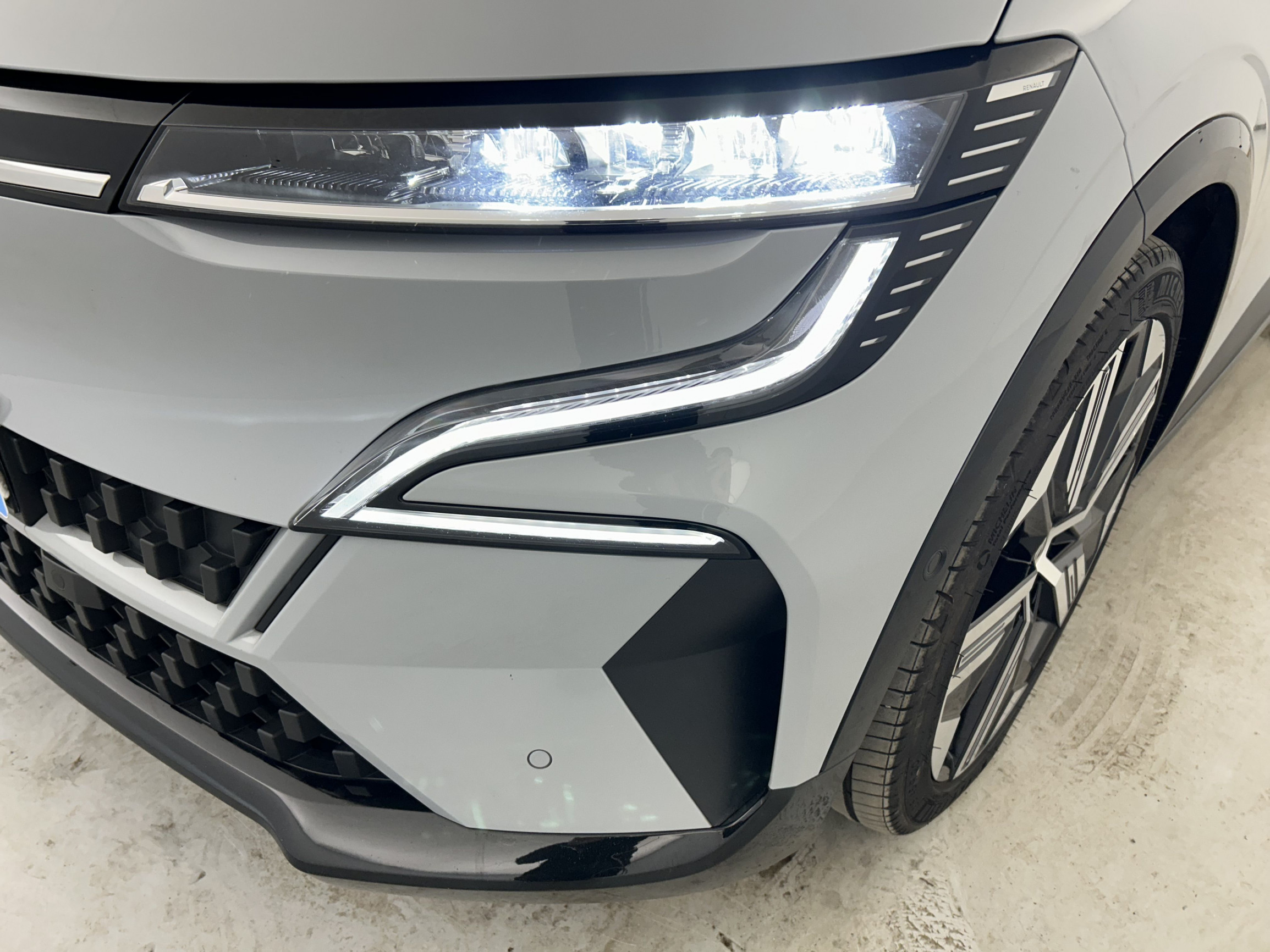 Vente en ligne Renault Megane E-Tech  EV60 220 ch optimum charge au prix de 24 490 €