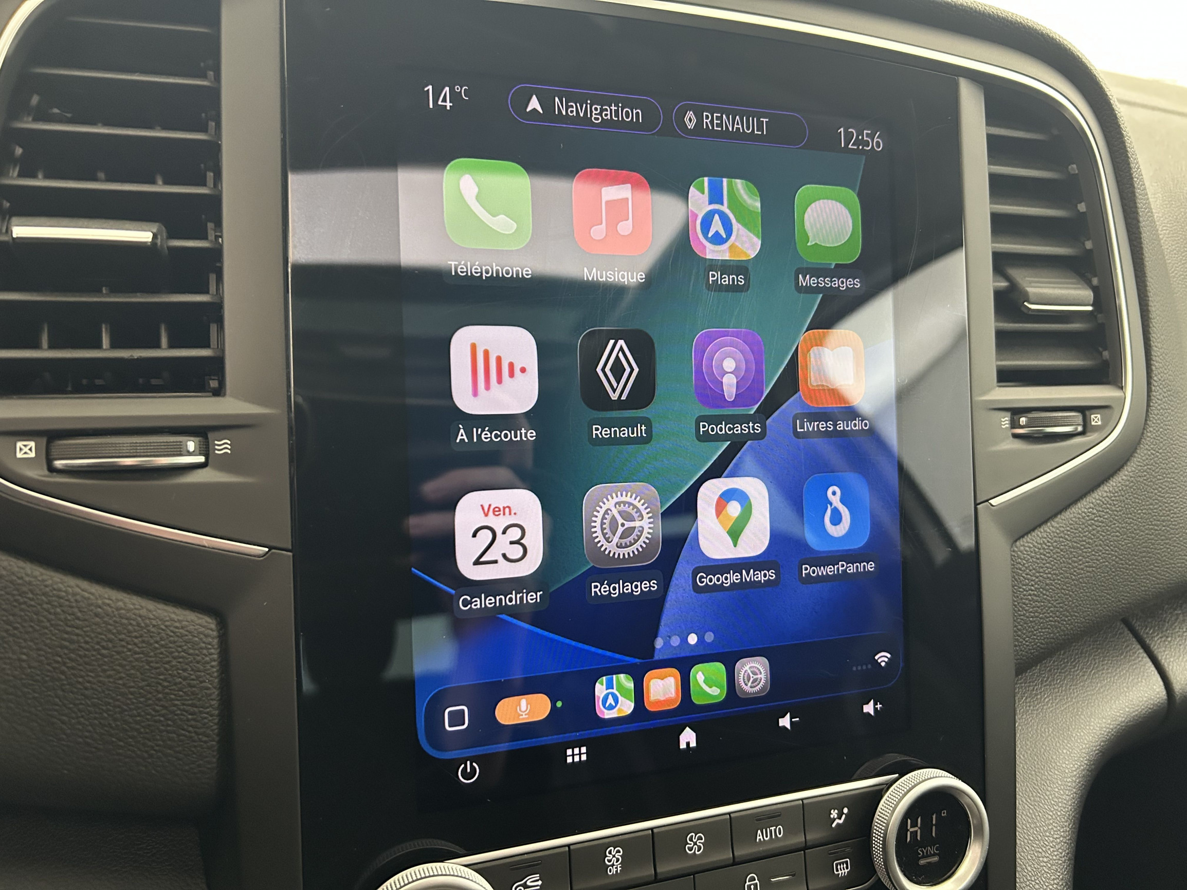 Vente en ligne Renault Megane 4  Blue dCi 115 EDC au prix de 21 690 €