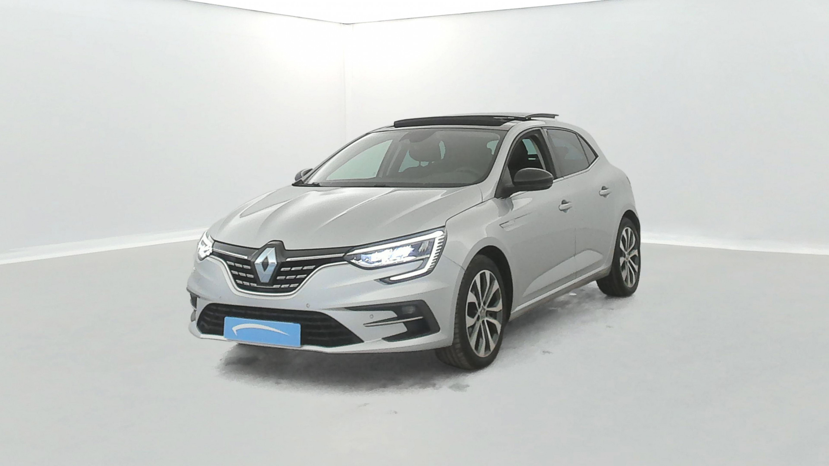 Renault Megane 4  Blue dCi 115 EDC occasion de 2024 en vente à Vannes