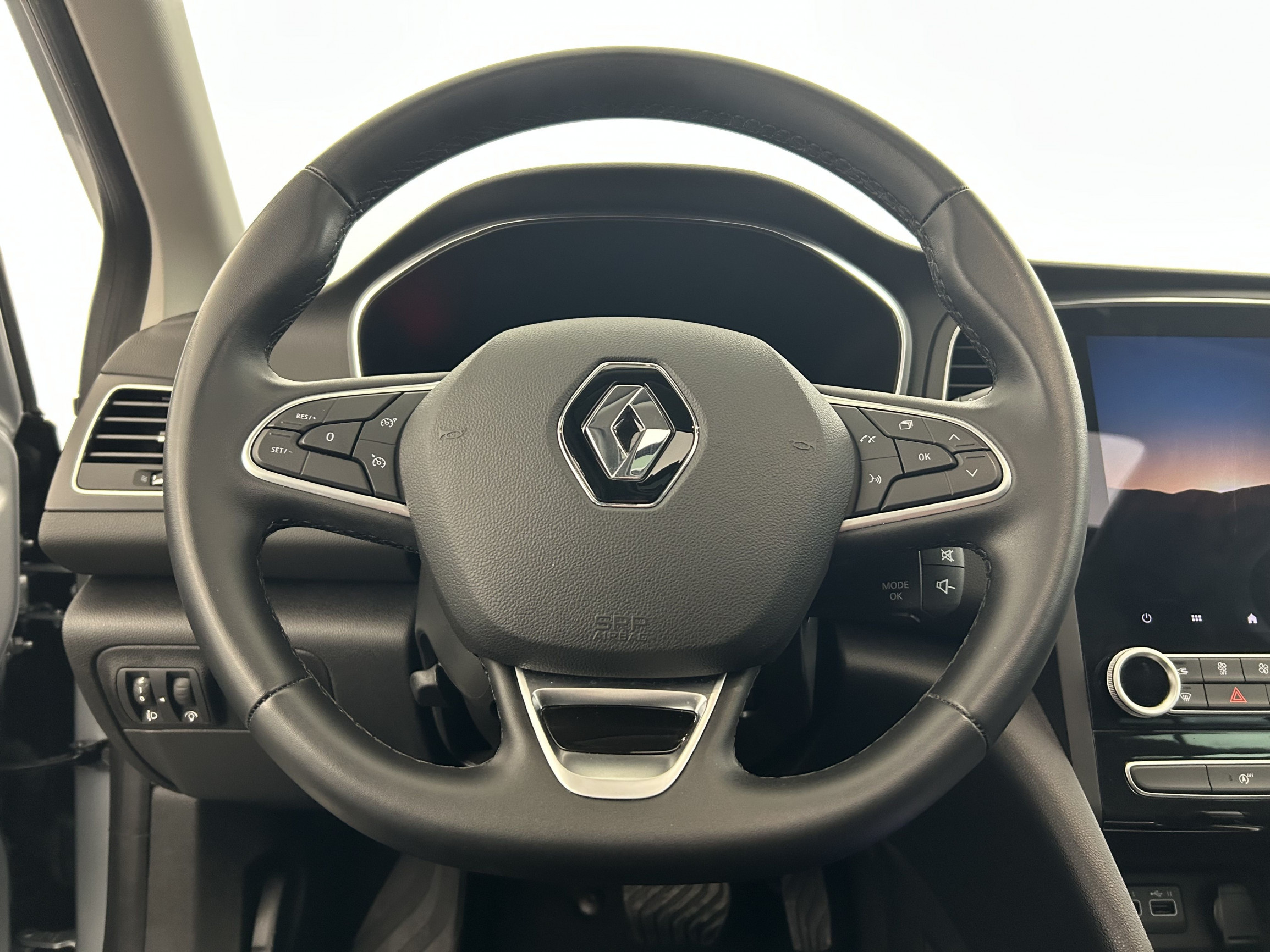 Vente en ligne Renault Megane 4  Blue dCi 115 EDC au prix de 21 690 €