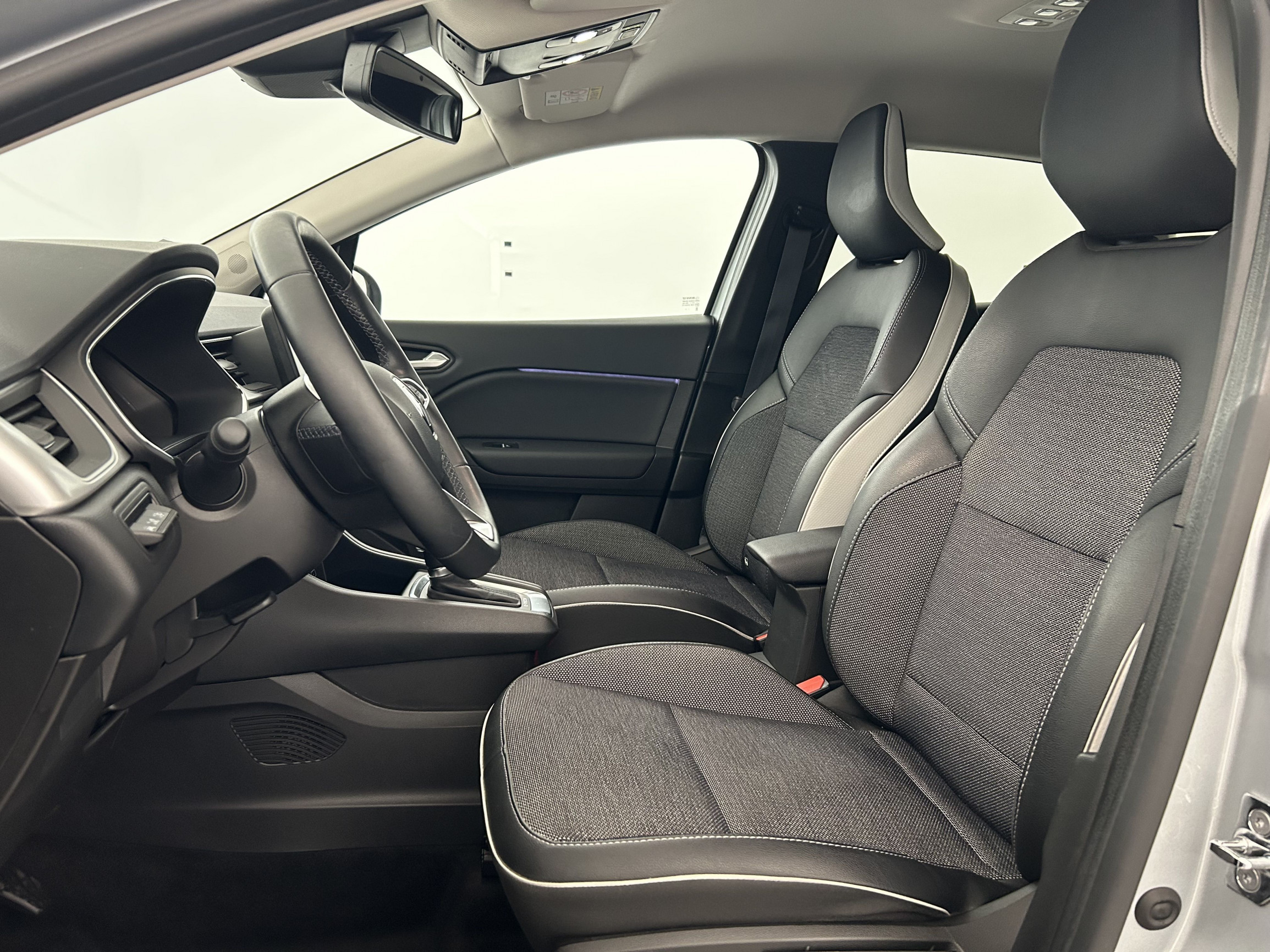 Vente en ligne Renault Captur  E-Tech 145 - 21 au prix de 19 490 €