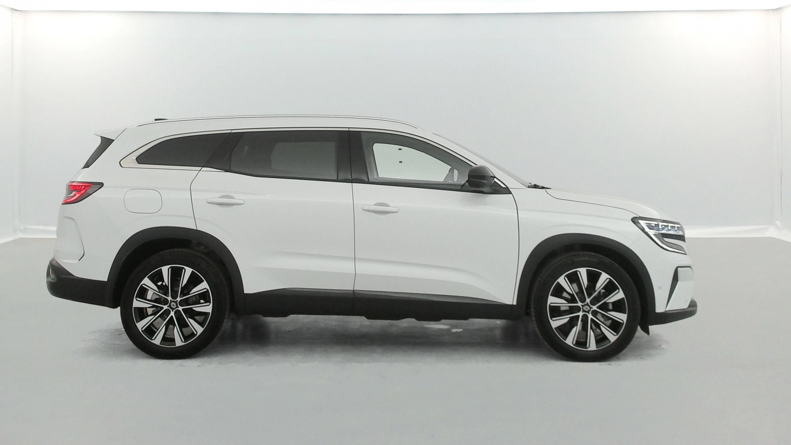 Vente en ligne Renault Espace Espace E-Tech full hybrid 200 GSR2 au prix de 33 490 €
