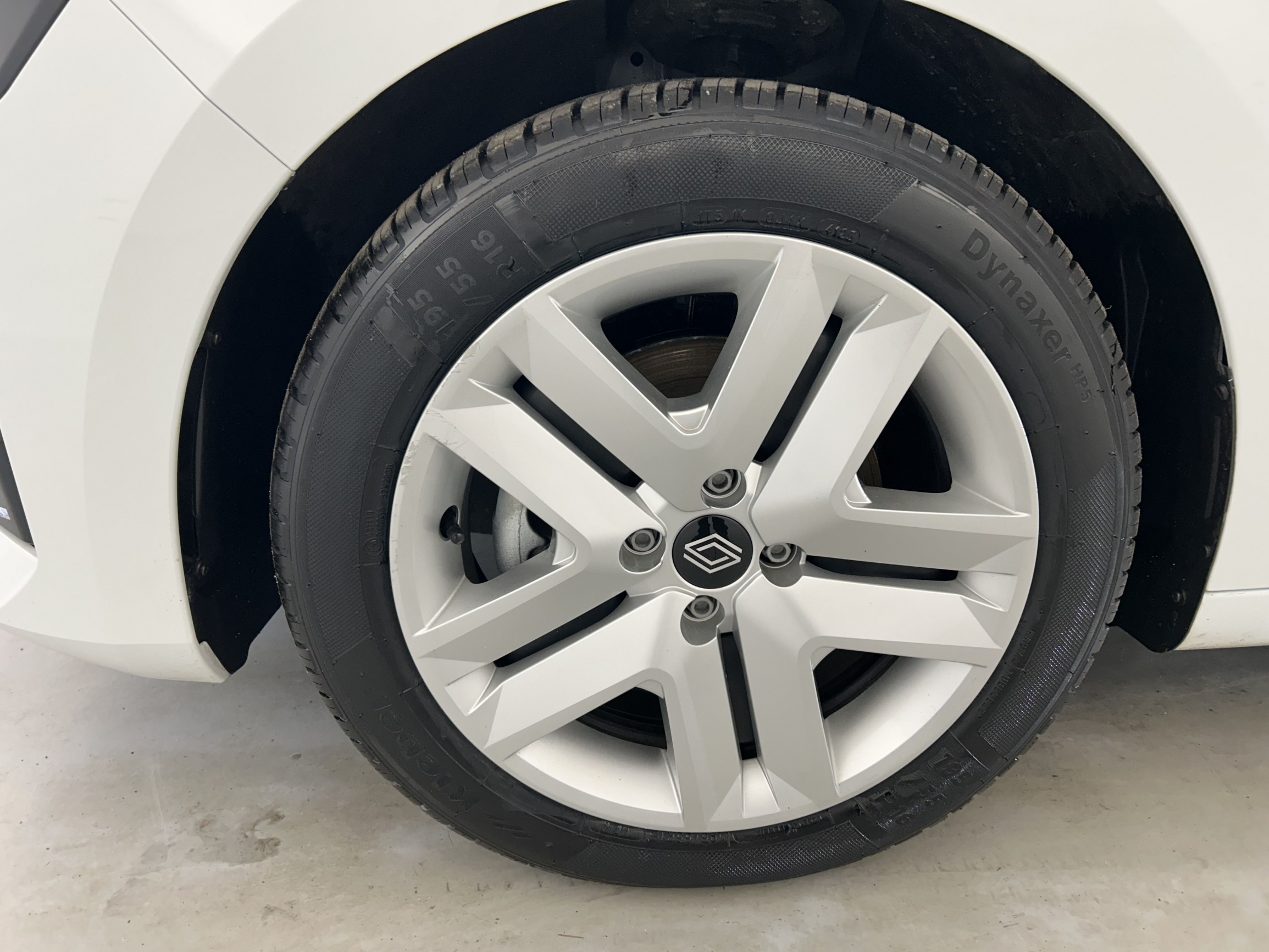 Vente en ligne Renault Clio 5 Clio E-Tech full hybrid 145 au prix de 20 790 €