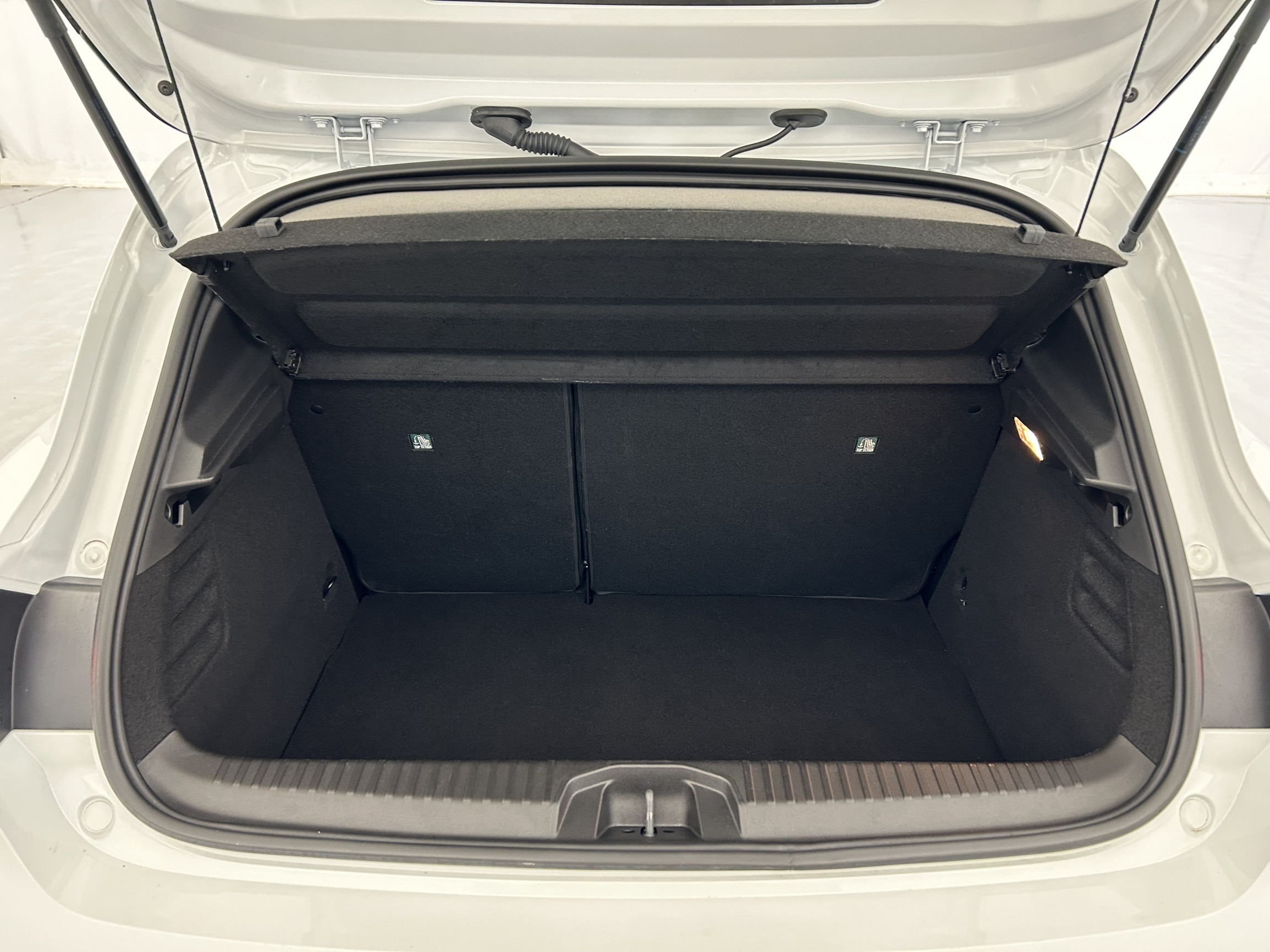 Vente en ligne Renault Clio 5 Clio E-Tech full hybrid 145 ch GSR2 au prix de 20 790 €